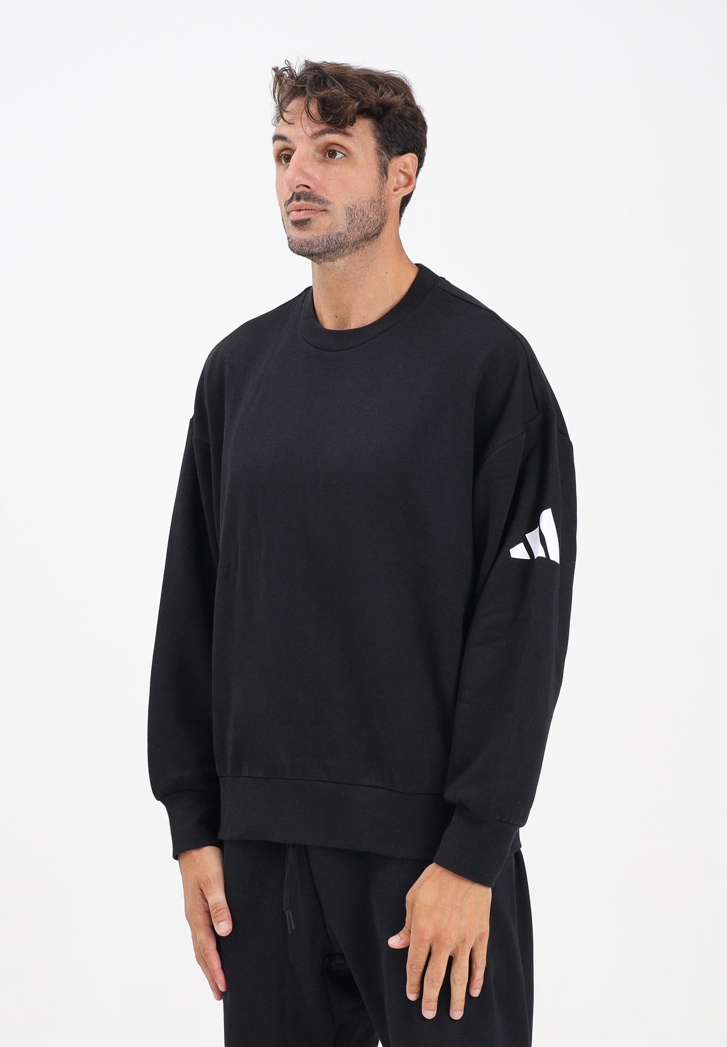 ADIDAS PERFORMANCE Felpa girocollo Essentials Loose Fit 3 Bar Logo nera da uomo JF3542 . ADIDAS PERFORMANCE