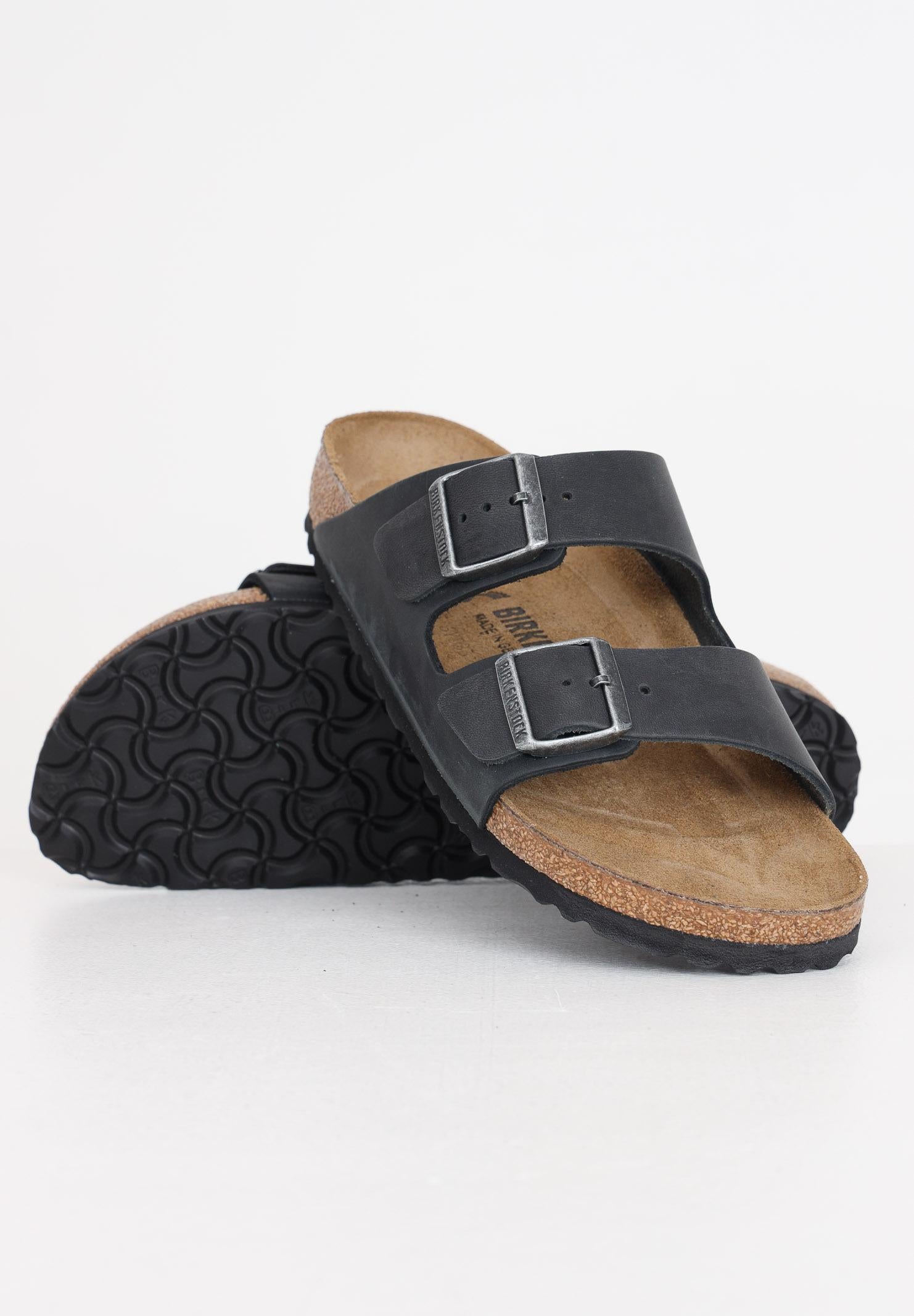 BIRKENSTOCK Ciabatte Arizona in pelle oliata nere per uomo e donna 552113 . BIRKENSTOCK