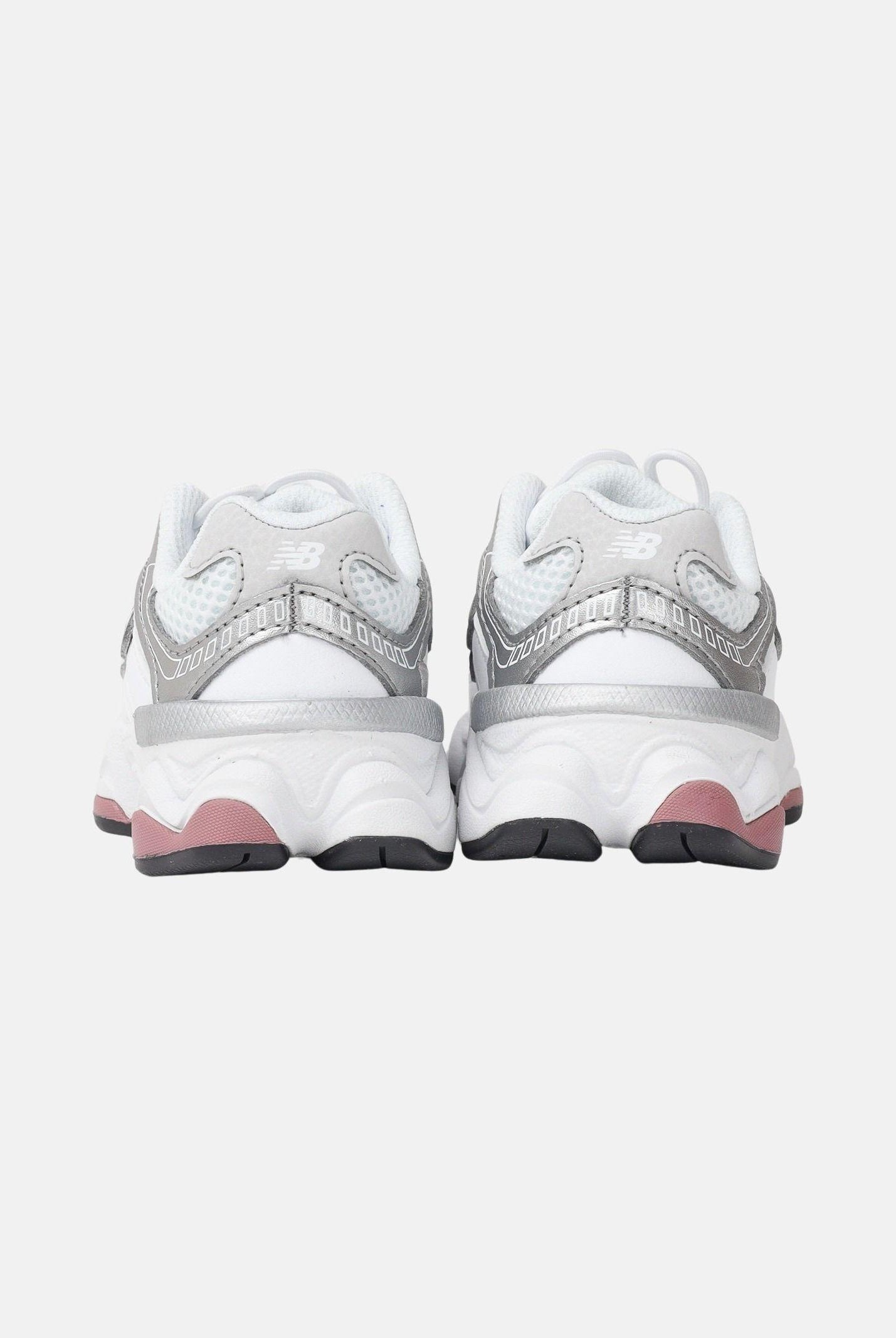 NEW BALANCE Sneakers 9060 bianche e rosa da neonato I90606HV . NEW BALANCE