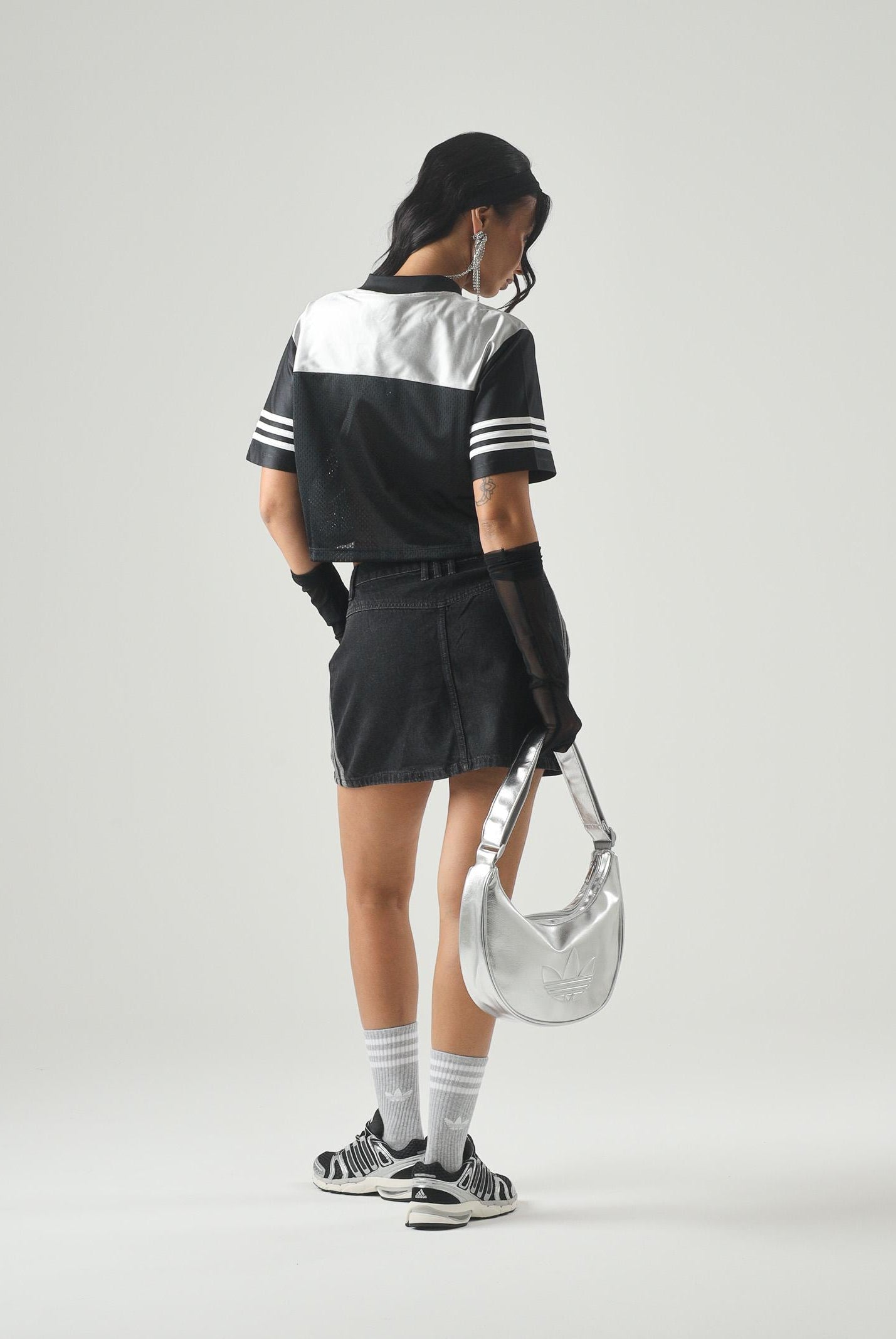 ADIDAS ORIGINALS T-shirt Crop Jersey Black/Grey Two/White nera, grigia e bianca donna KQ6427 . ADIDAS ORIGINALS