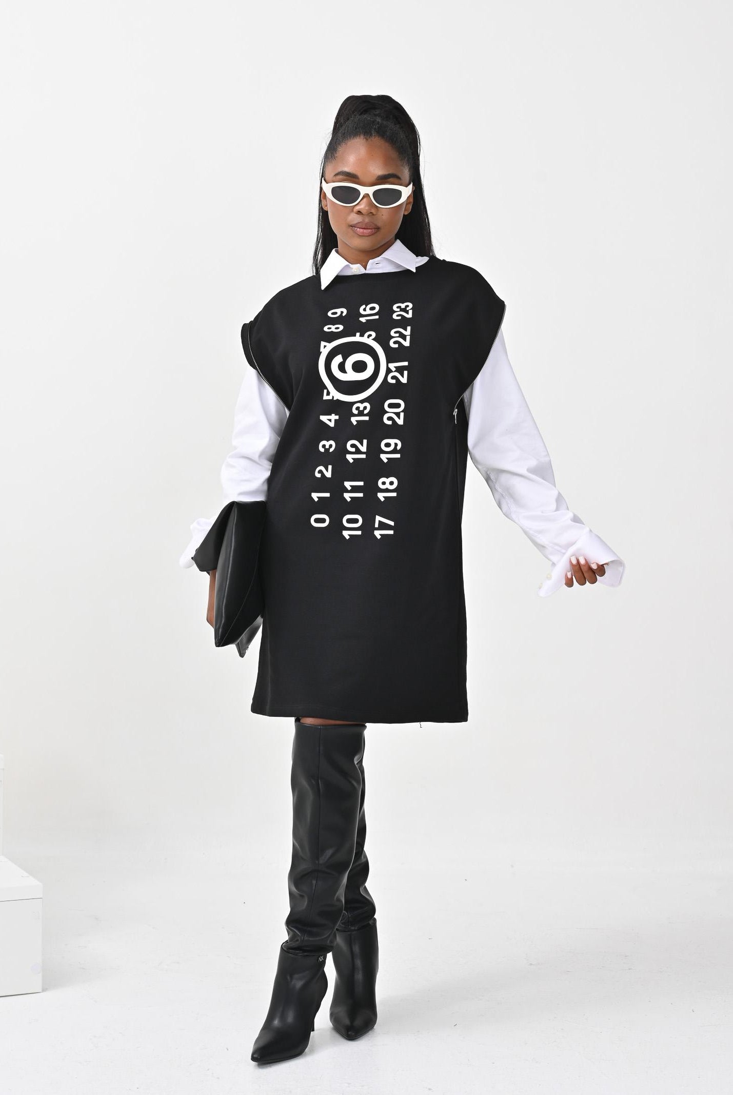 MAISON MARGIELA Abito corto nero per donna e ragazze con maxi logo M60850MM02X M6900 MAISON MARGIELA