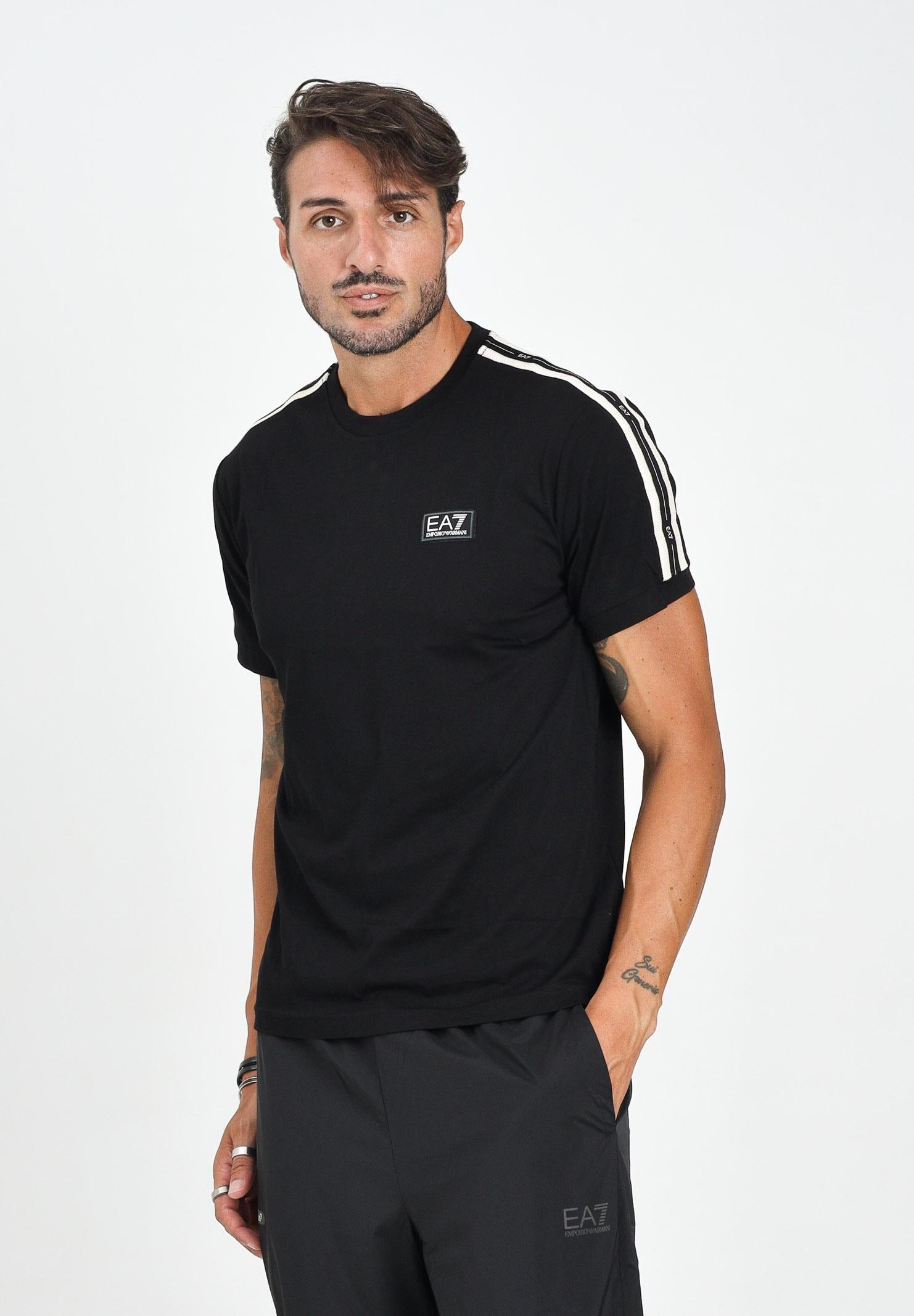 EA7 T-shirt a manica corta nera da uomo con bande logate 7M000956AF10375 UC001 EA7