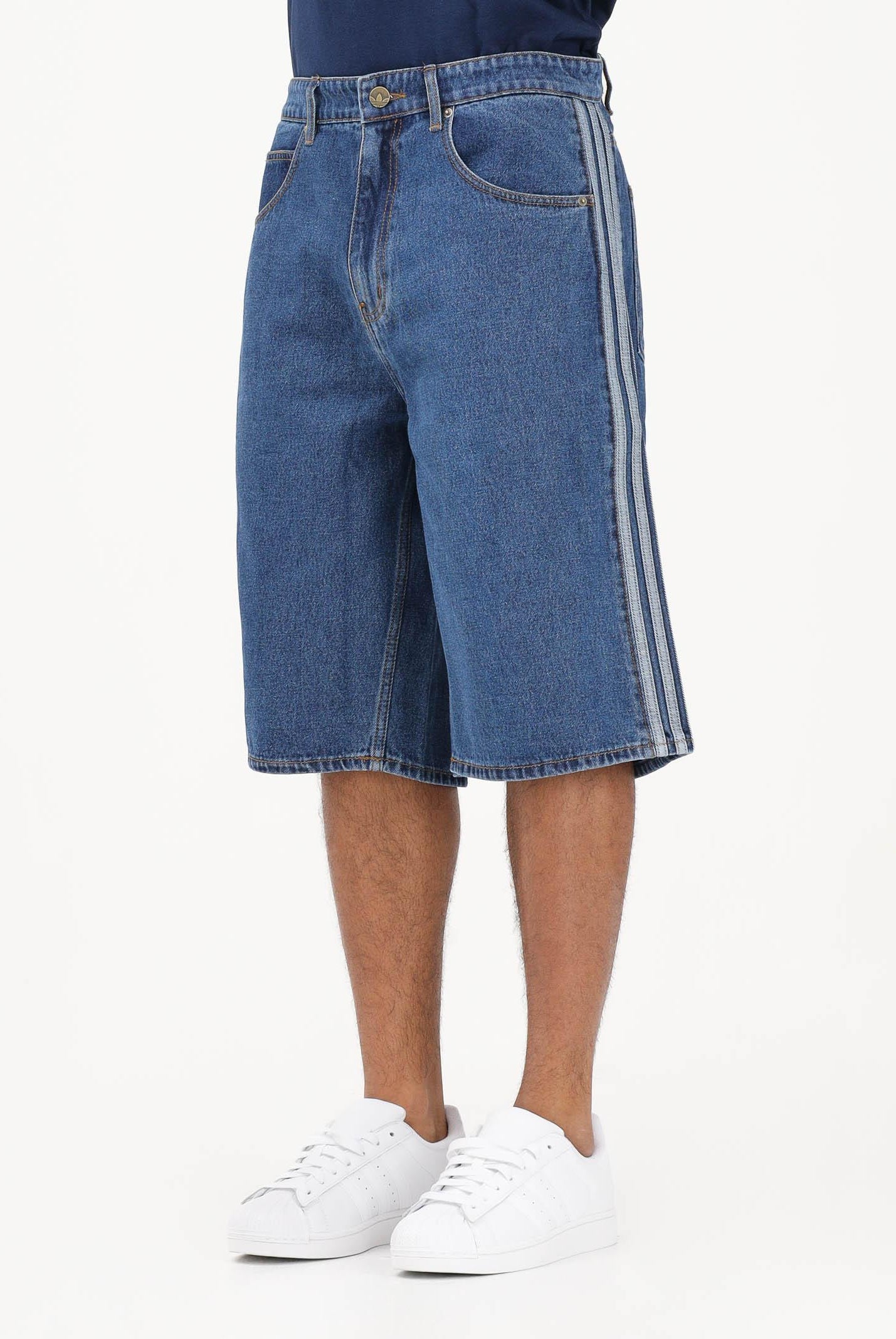 ADIDAS ORIGINALS Shorts FIREBIRD ADICOLOR in denim medio da uomo KD1500 . ADIDAS ORIGINALS