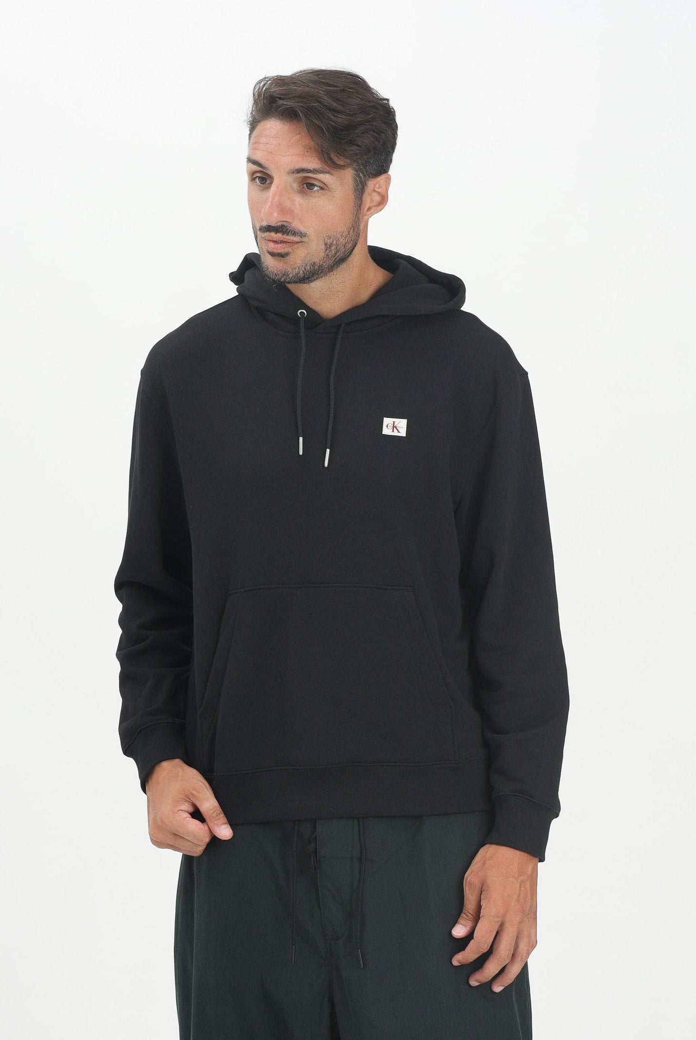 CALVIN KLEIN JEANS Felpa con cappuccio nera da uomo con stemma logo LV04RC274GUB1 . CALVIN KLEIN JEANS