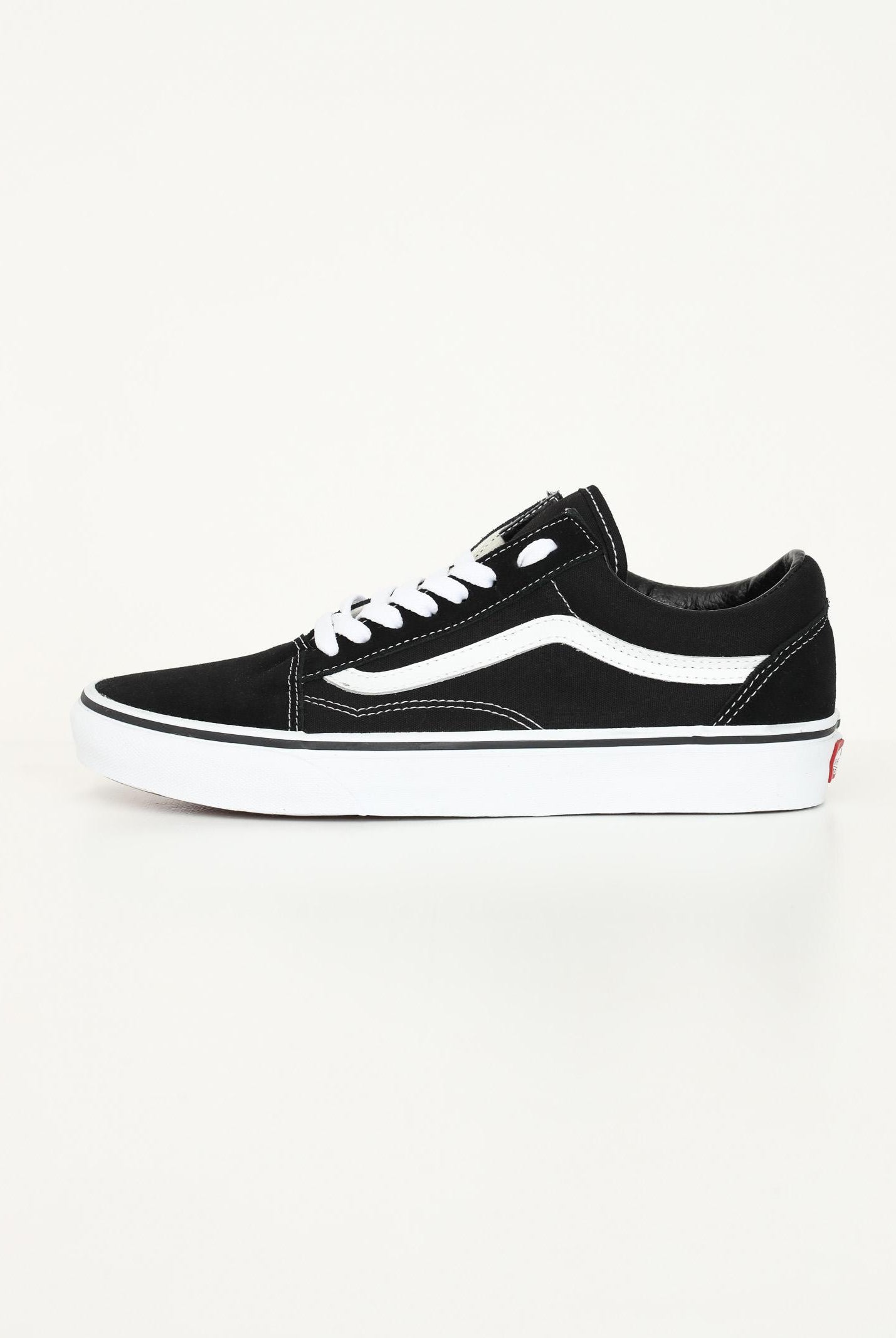 VANS Sneakers Old Skool nere per uomo e donna VN000D3HY281 . VANS