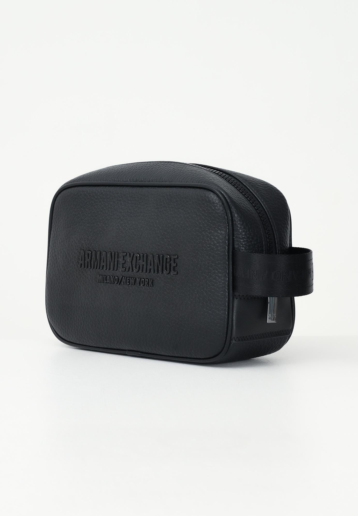 ARMANI EXCHANGE Pochette nera da uomo con logo XM000235AF11931 UC001 ARMANI EXCHANGE