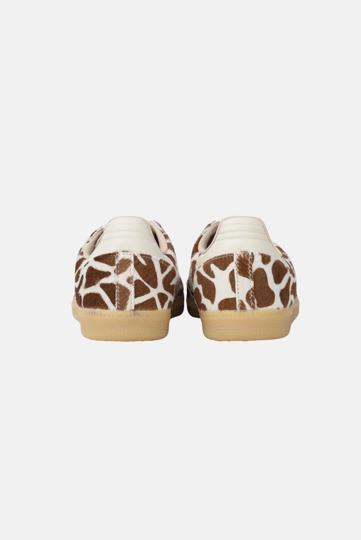 ADIDAS ORIGINALS Sneakers Samba OG panna e marrone per uomo e donna con stampa giraffa KI6669 . ADIDAS ORIGINALS