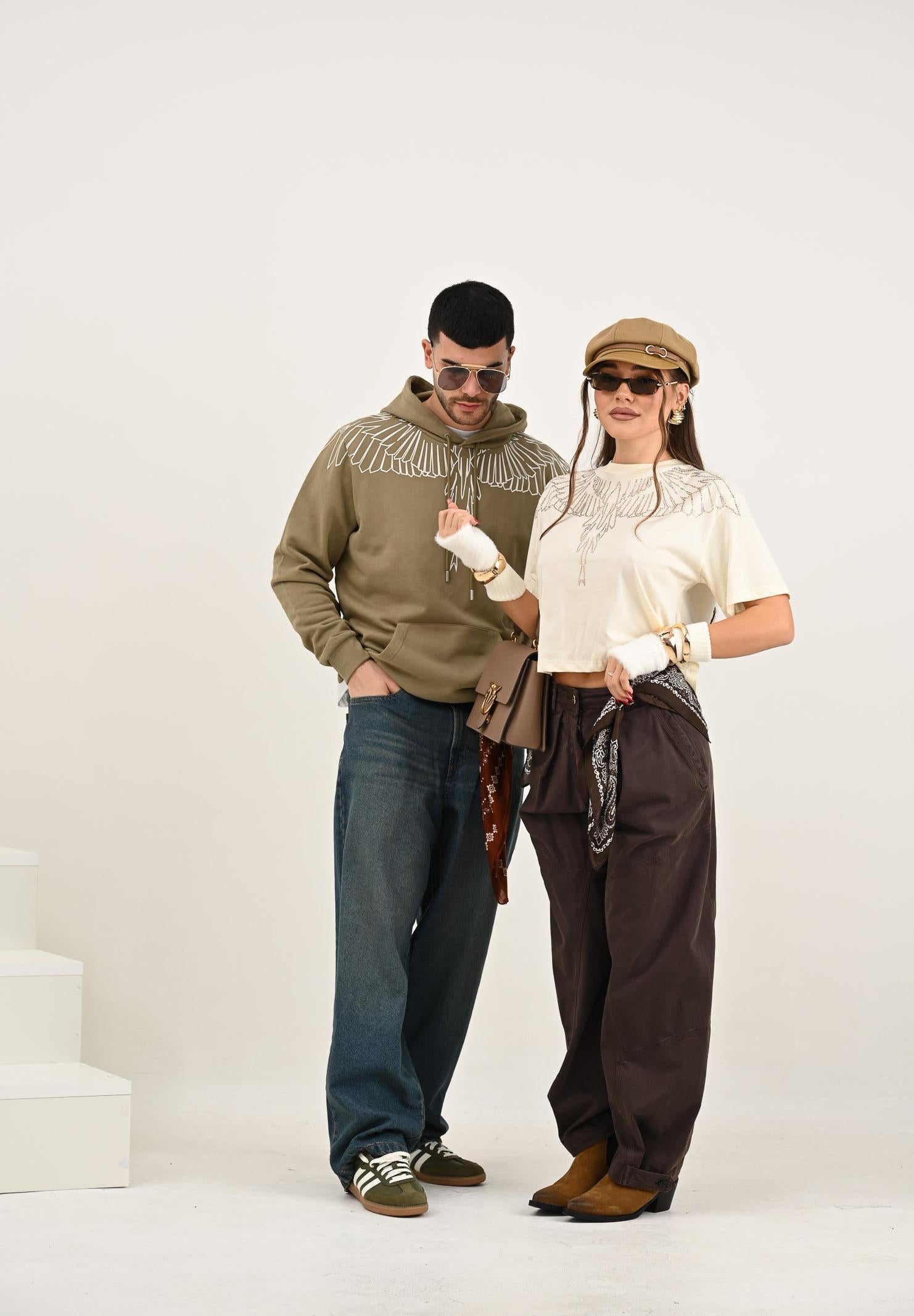 MARCELO BURLON COUNTY OF MILAN T-shirt a manica corta panna da donna con strass 25ICM30016 LA MARCELO BURLON COUNTY OF MILAN