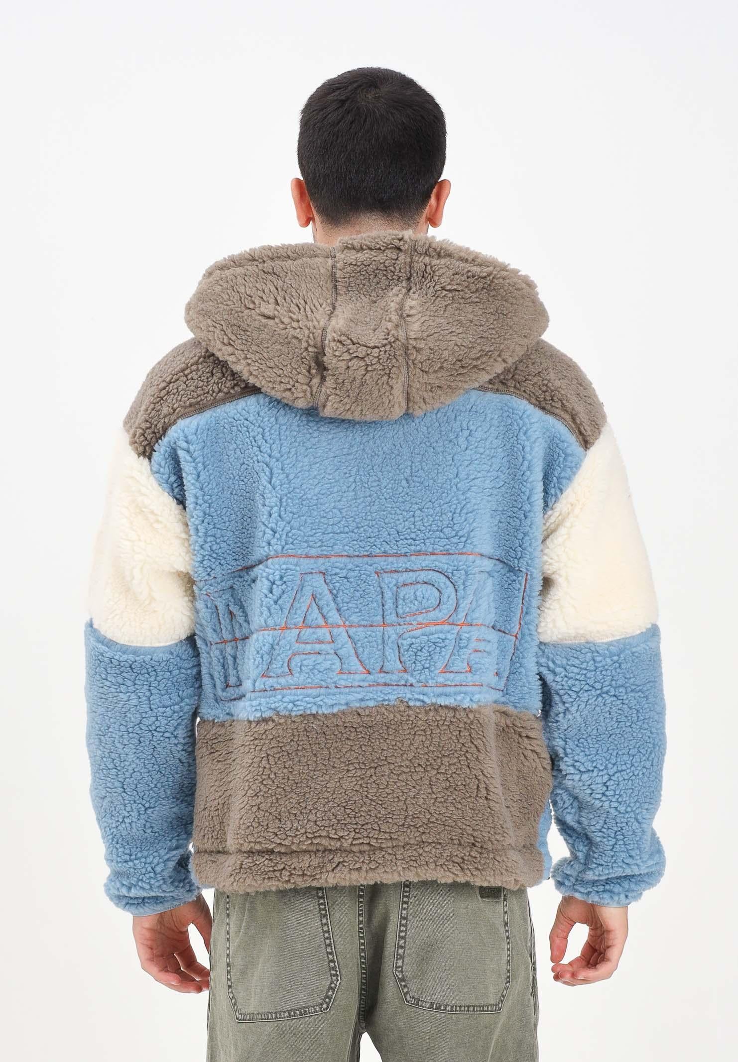 NAPAPIJRI Giubbotto da uomo in morbido pile teddy effetto shearling, con un design color block NP0A88YIMQS1 . NAPAPIJRI