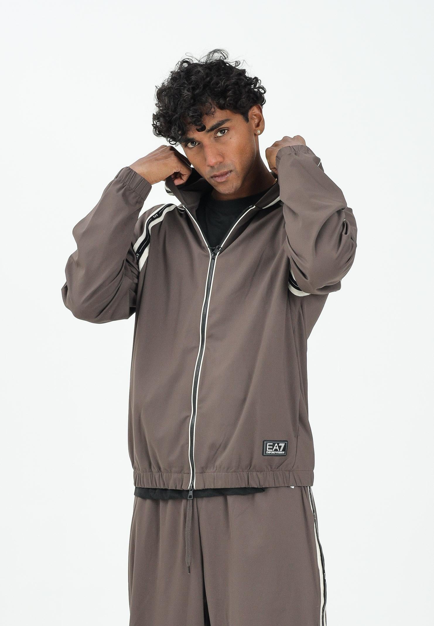 EA7 Felpa con zip marrone da uomo arricchita da bande con dettagli logo 7M000958AF17160 U6063 EA7