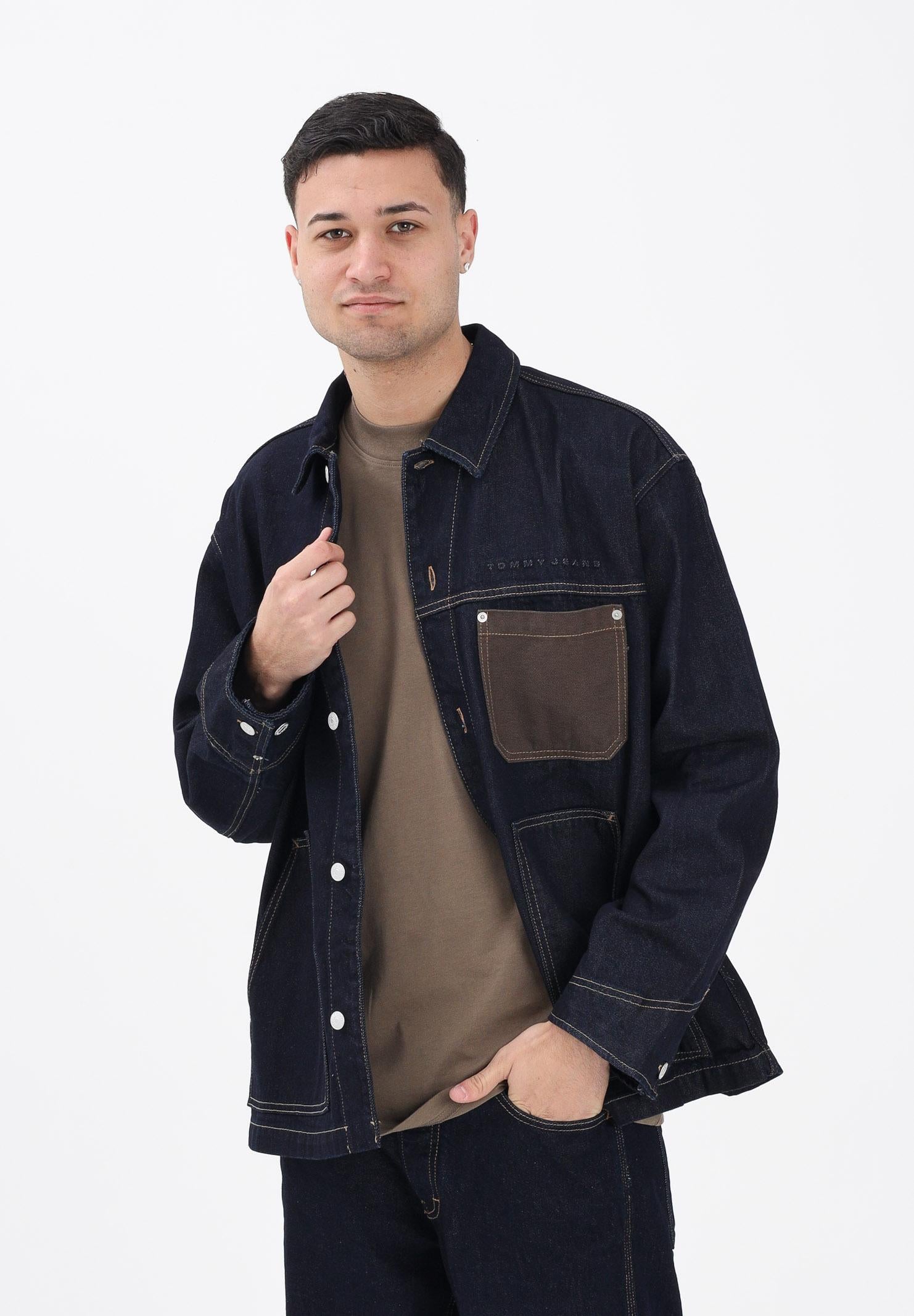 TOMMY JEANS Giubbotto in denim scuro da uomo DM0DM22419 1BK TOMMY JEANS