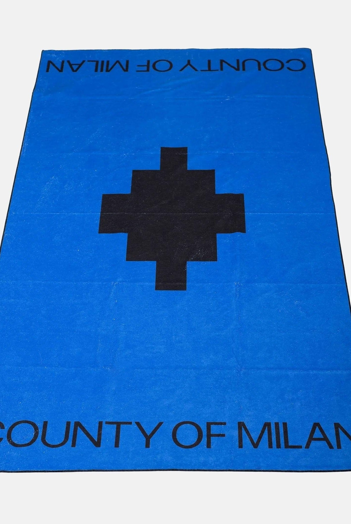 MARCELO BURLON COUNTY OF MILAN Telo mare bicolore per uomo e donna COMAS2608860953 . MARCELO BURLON COUNTY OF MILAN