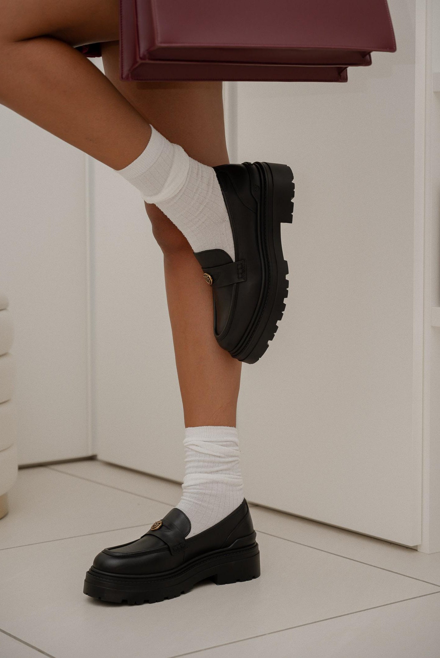 PINKO Mocassini neri da donna con logo Love Birds SD0403P001Z99 PINKO