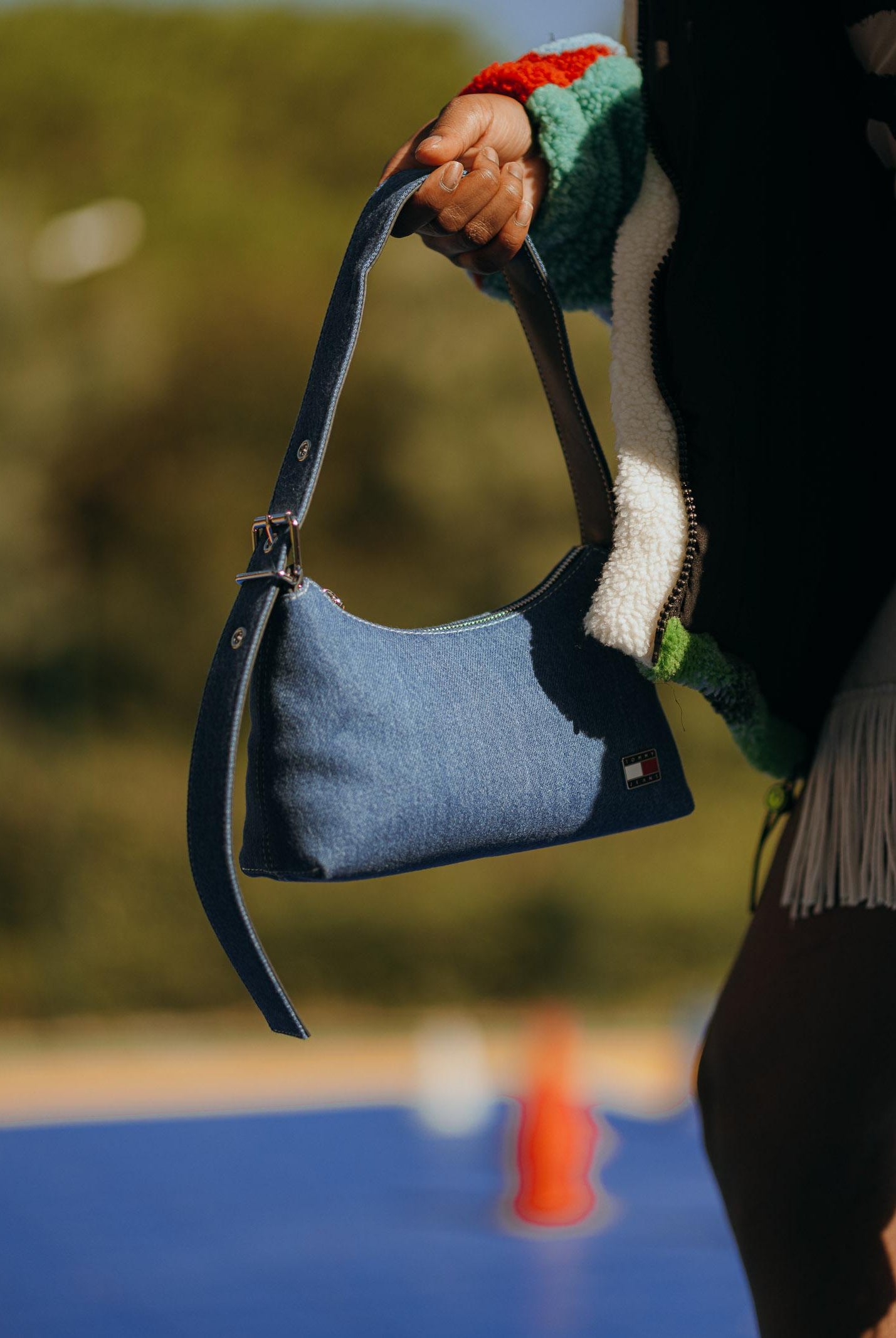 TOMMY JEANS Borsa a spalla in denim blu da donna con logo AW0AW17877 1AF TOMMY JEANS