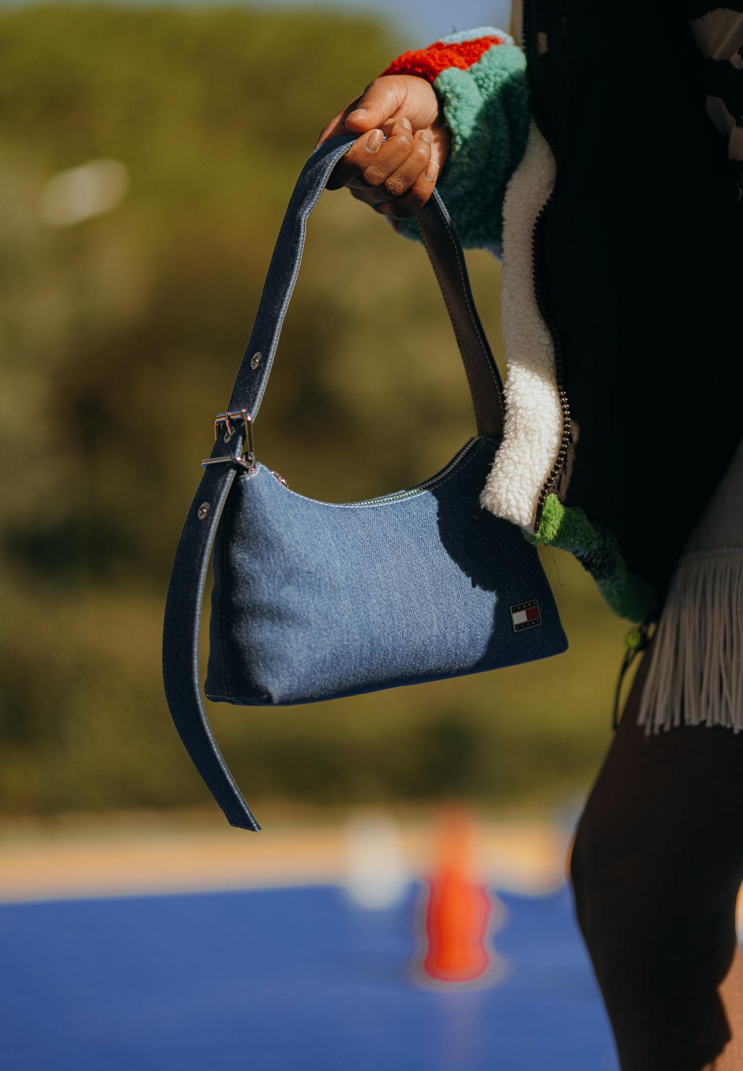 TOMMY JEANS Borsa a spalla in denim blu da donna con logo AW0AW17877 1AF TOMMY JEANS