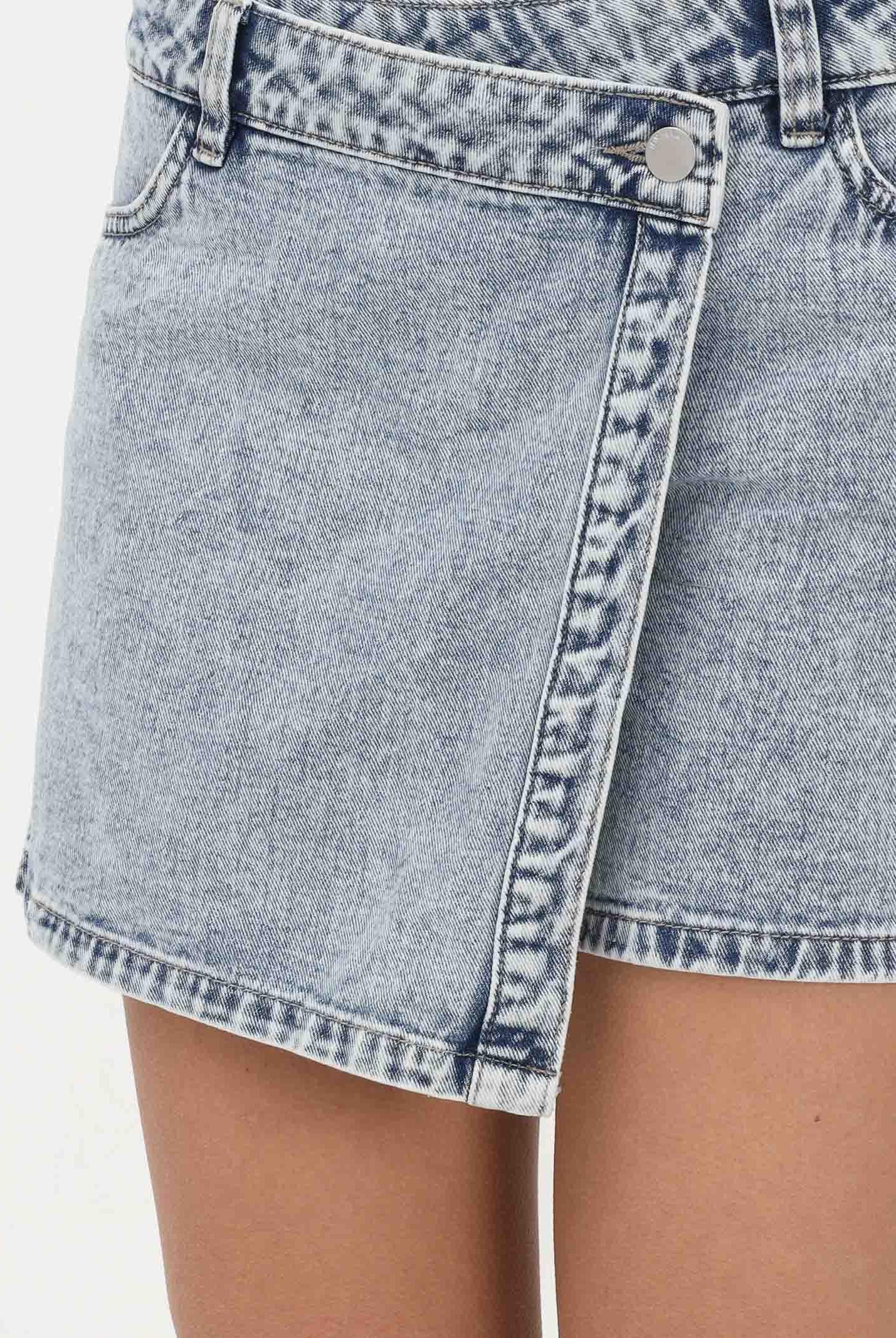JDY Shorts a portafoglio in denim chiaro da donna 15341482 LIBL JDY