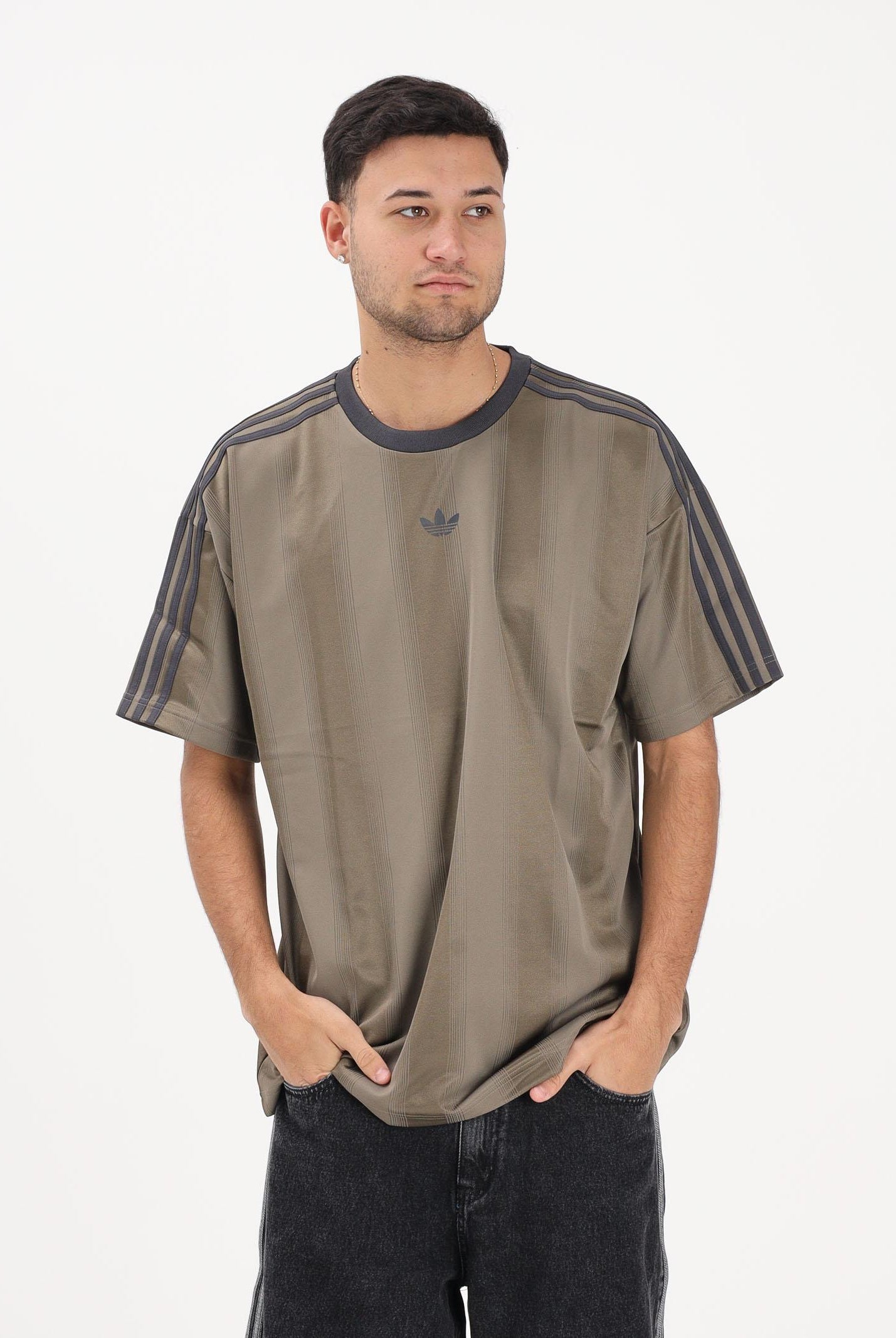 ADIDAS ORIGINALS T-shirt a manica corta adidas Adicolor jacquard verde militare da uomo KD5832 . ADIDAS ORIGINALS