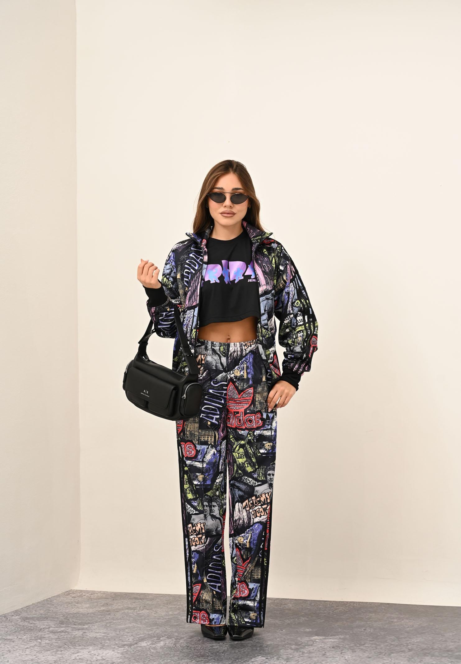 ADIDAS ORIGINALS Pantalone sportivo adidas X Jeremy Scott Pride AOP nero da donna JY2021 . ADIDAS ORIGINALS