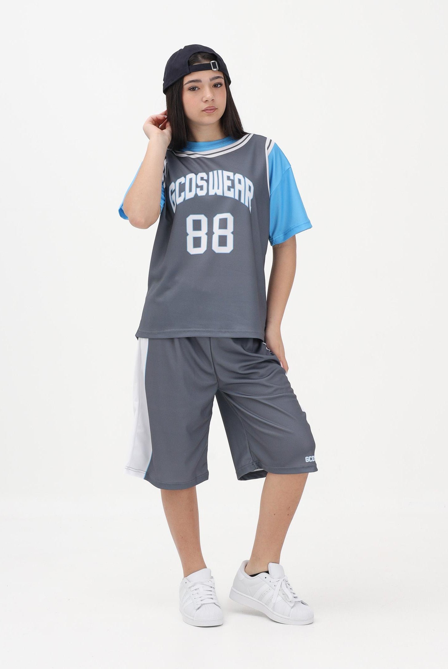GCDS Shorts grigio per donna, ragazzi e bambini con logo C1BJQL707J338 955A GCDS