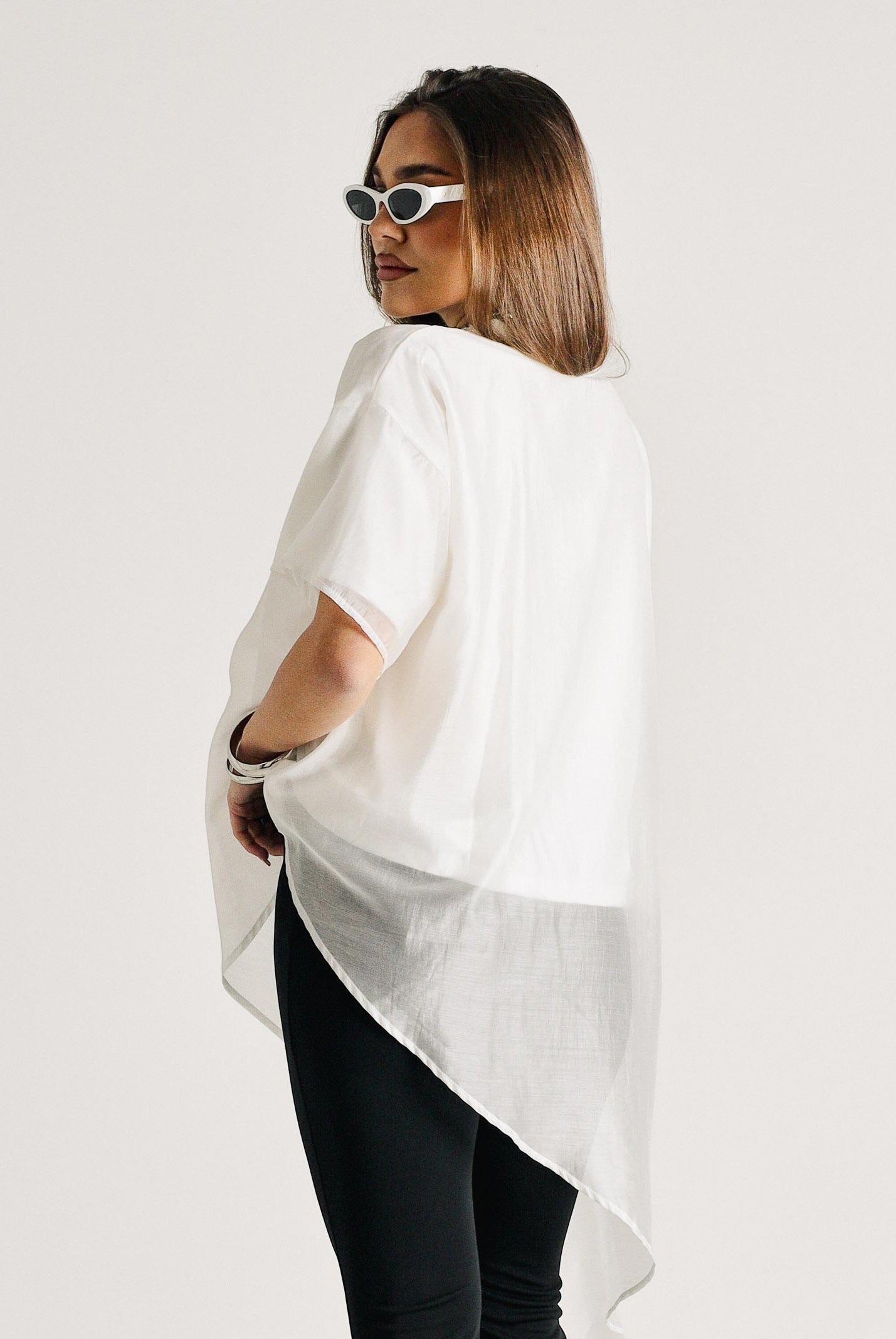 VICOLO T-shirt a manica corta bianca da donna in tessuto velato UAB018 BI VICOLO