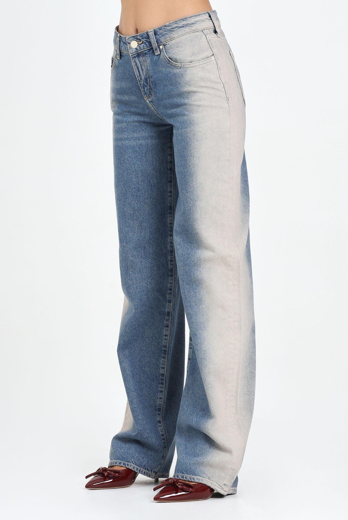 ARMANI EXCHANGE Jeans a gamba larga da donna in denim lavaggio chiaro con effetto sfumato sui lati XW000056AF14486 MB001 ARMANI EXCHANGE