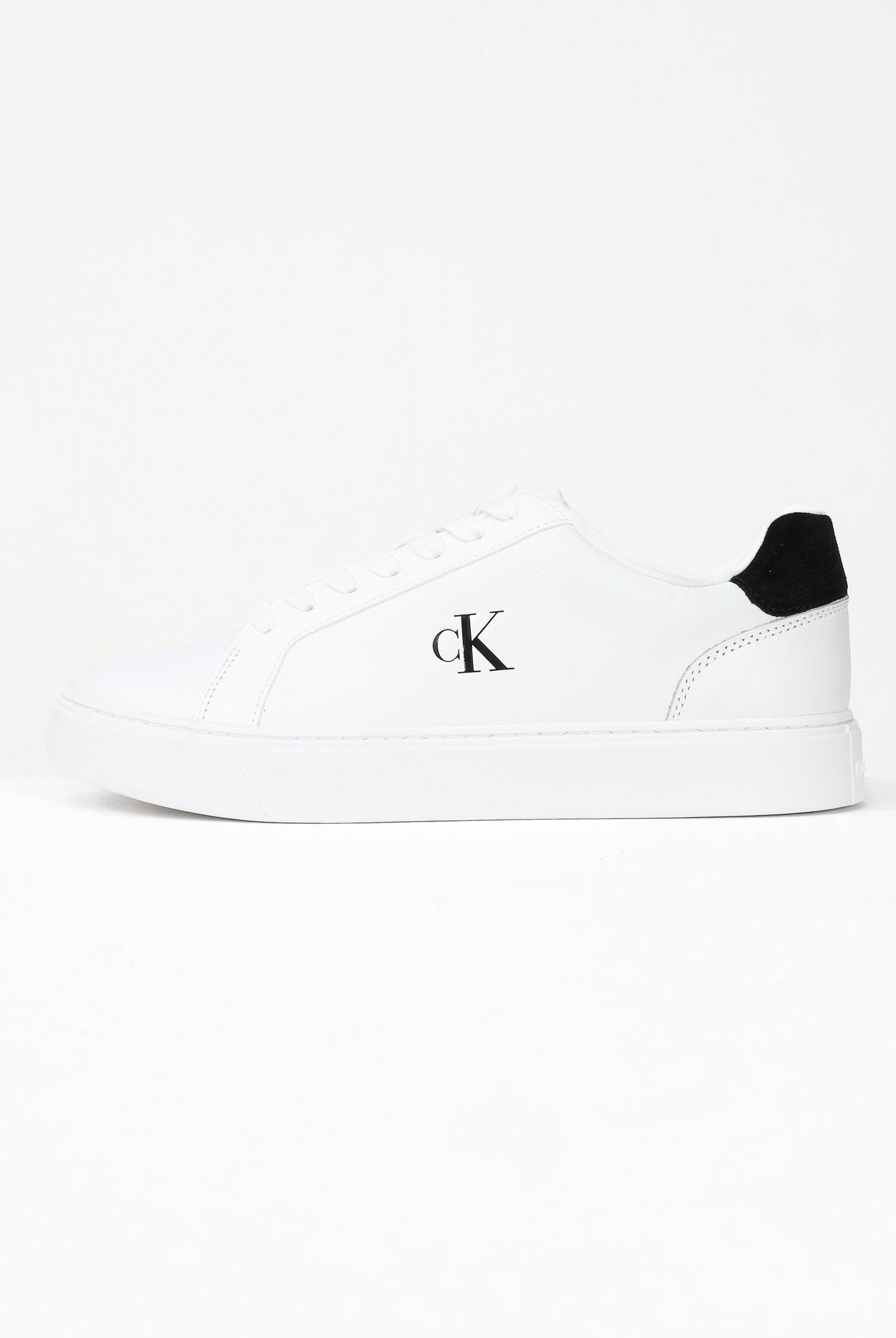 CALVIN KLEIN JEANS Sneakers bianche da uomo con logo YM0YM0143501W . CALVIN KLEIN JEANS