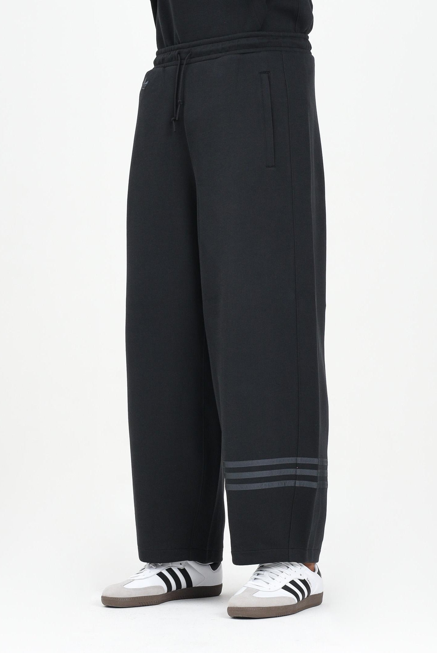 ADIDAS ORIGINALS Pantalone sportivo Neuclassics nero da uomo JW5445 . ADIDAS ORIGINALS