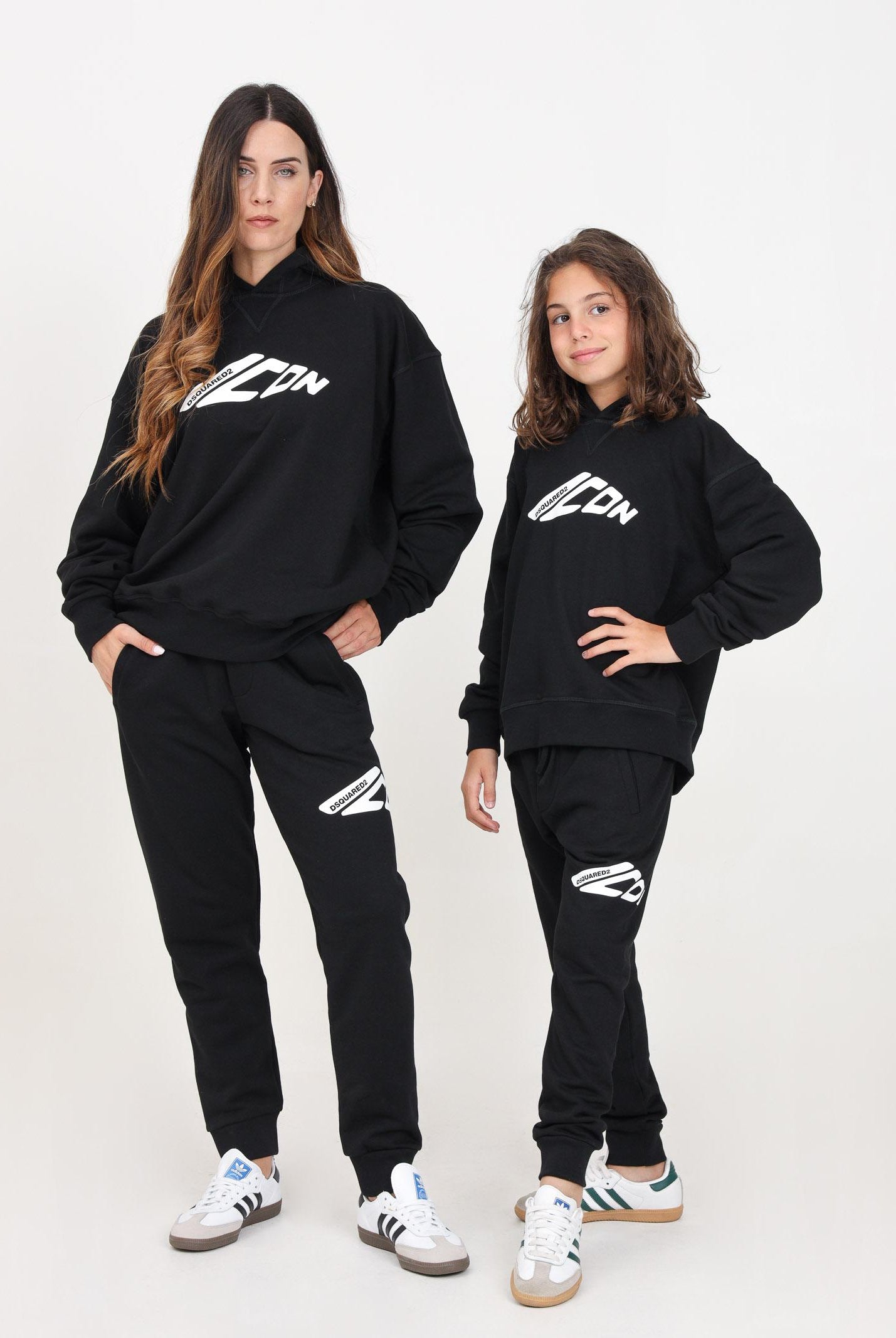 Pantalone sportivo nero per donna e bambina con stampa Icon DQ2662D003G DQ900 DSQUARED2
