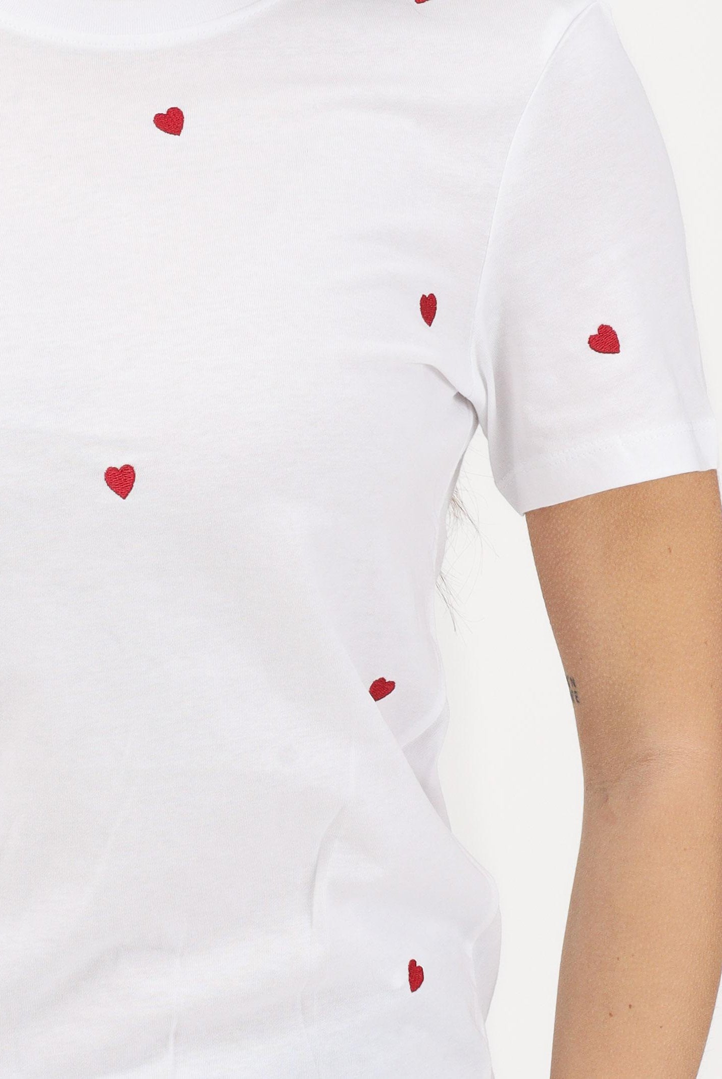 ONLY T-shirt a manica corta bianca da donna con ricamo cuori 15288473 BRWIHE ONLY