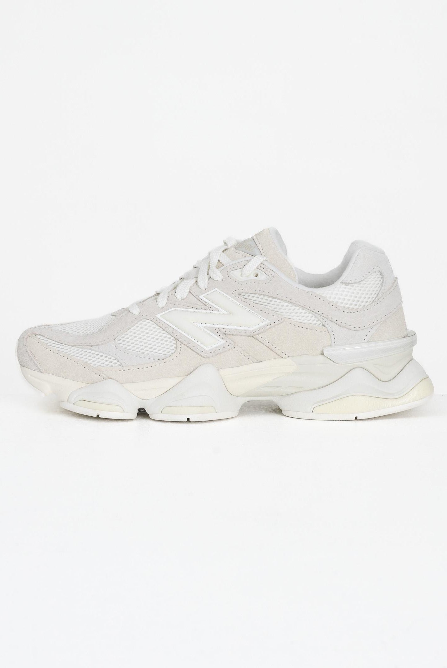 NEW BALANCE Sneakers 9060 panna da uomo U9060ERB . NEW BALANCE