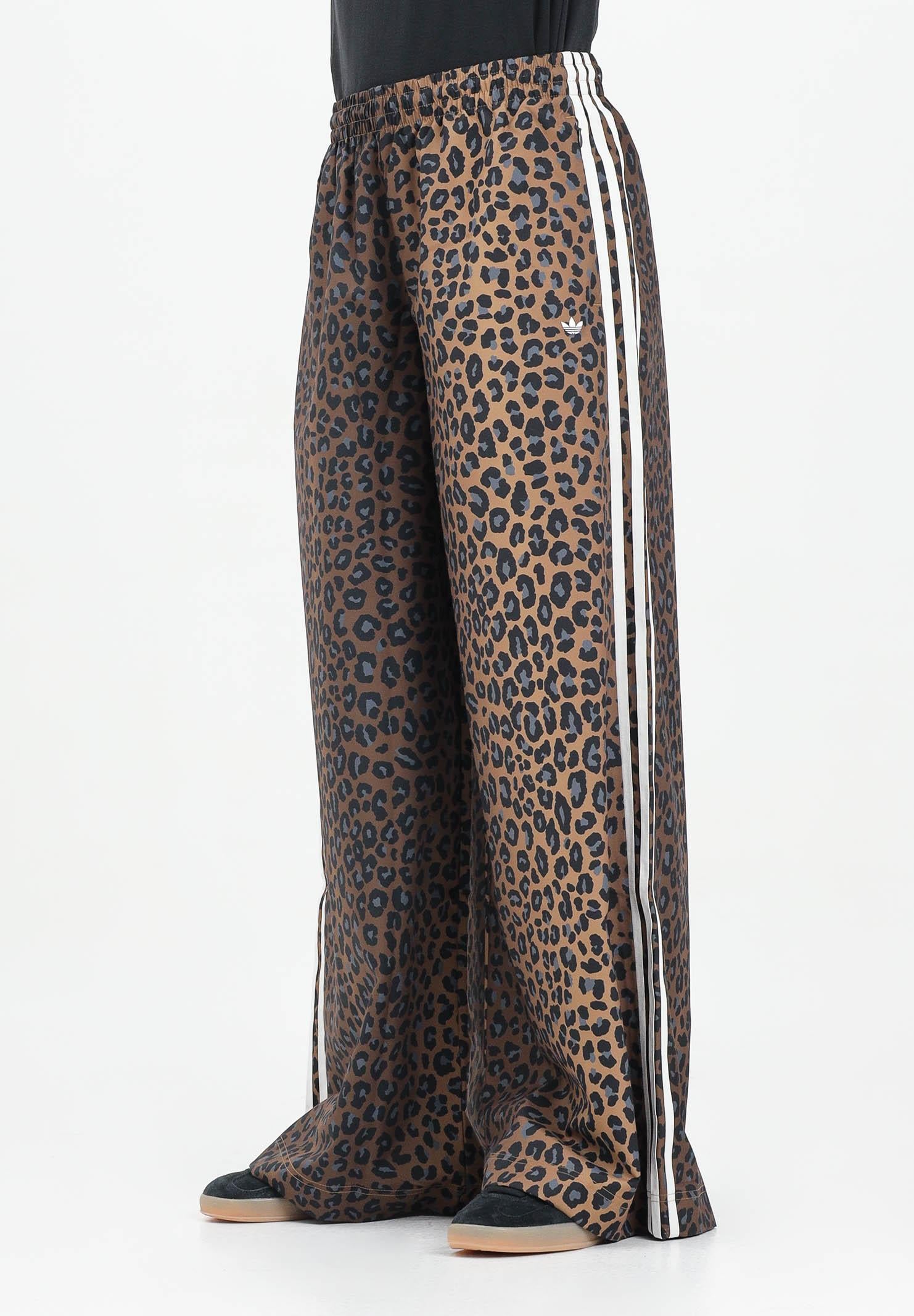 ADIDAS ORIGINALS Pantalone sportivo Leopard Firebird Oversized beige da donna JW7302 ADIDAS ORIGINALS