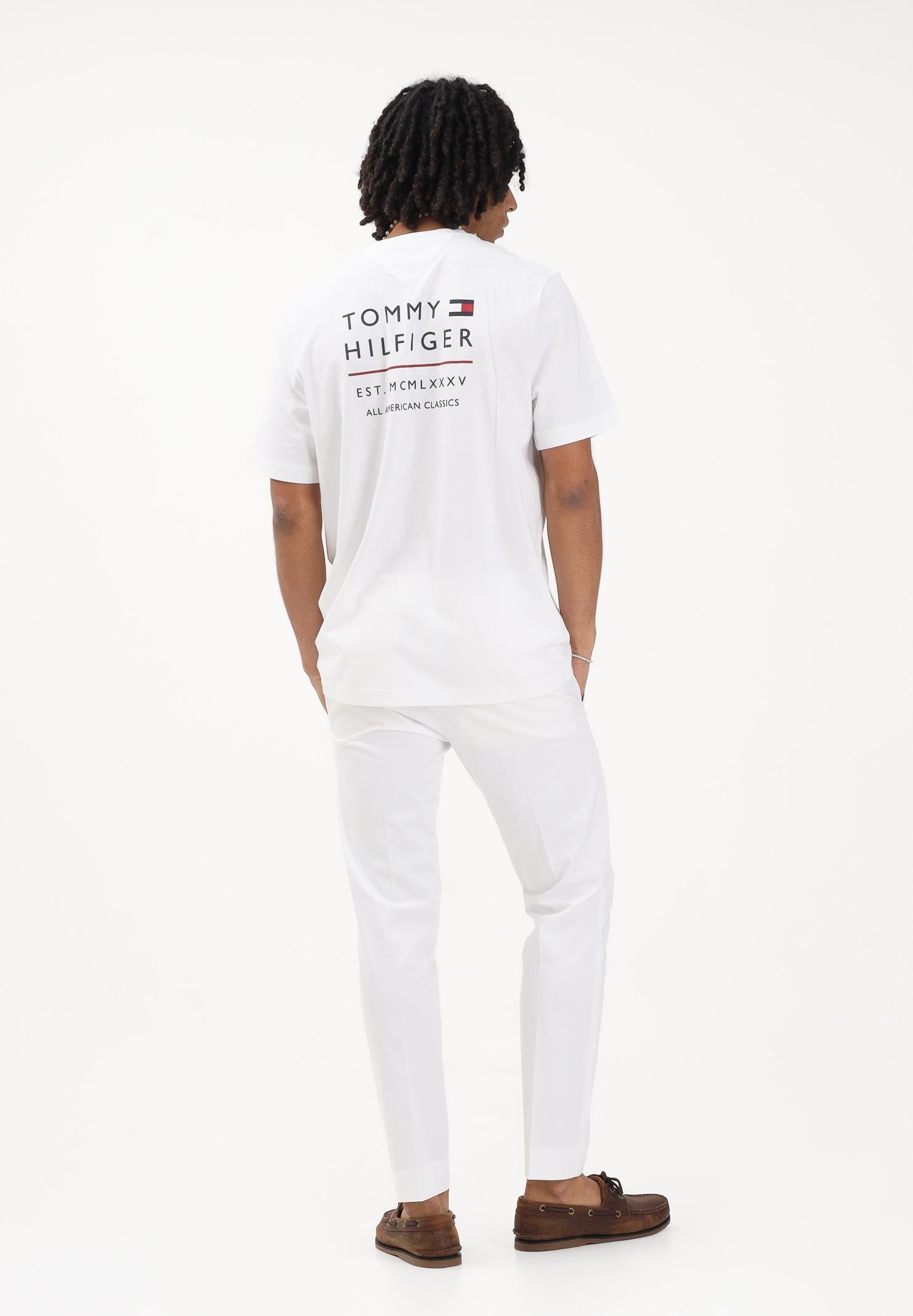 TOMMY HILFIGER T-shirt a manica corta bianca da uomo con stampa MW0MW42370 YBR TOMMY HILFIGER
