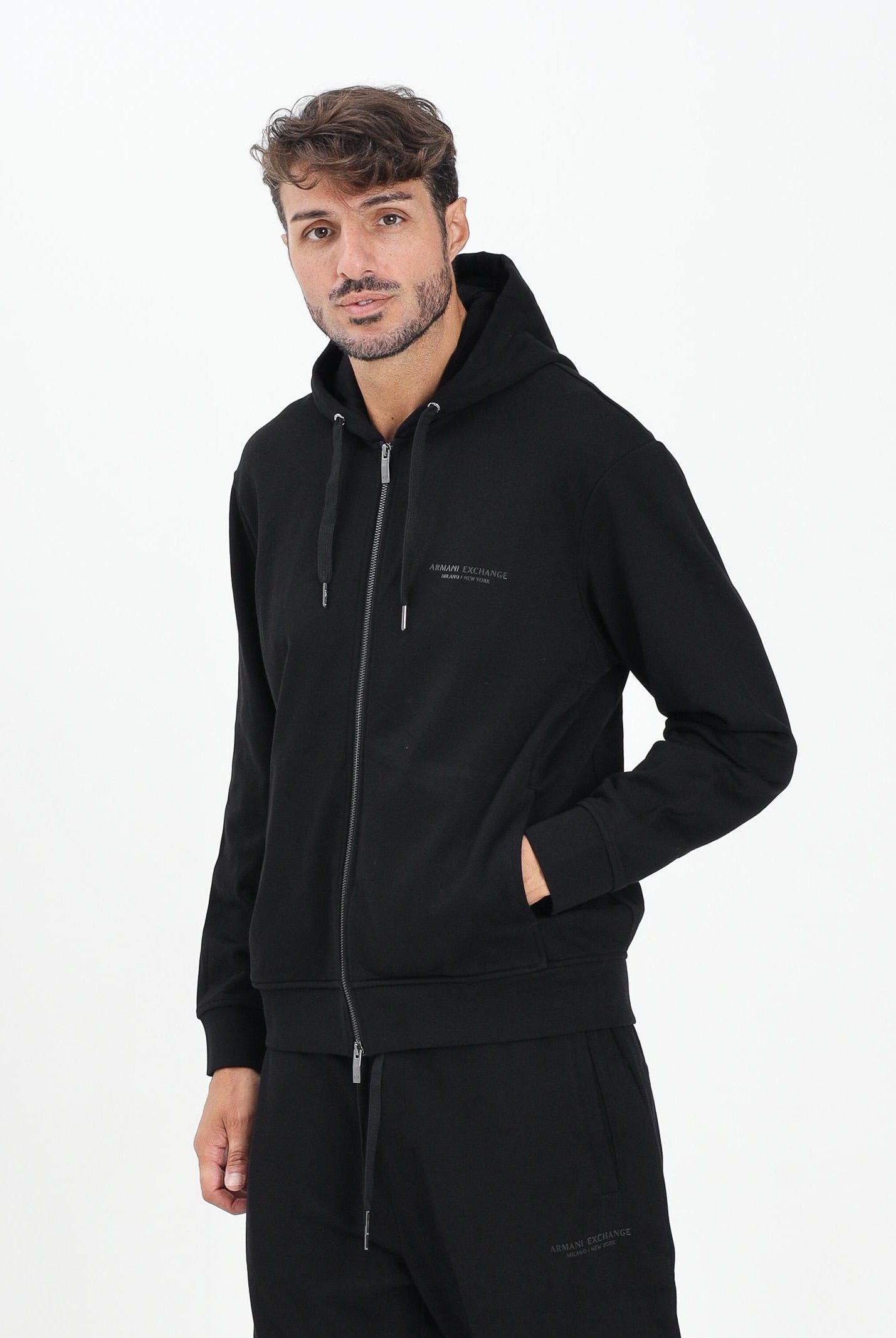 ARMANI EXCHANGE Felpa con zip nera da uomo rifinita da stampa logo XM001293AF20934 UC001 ARMANI EXCHANGE