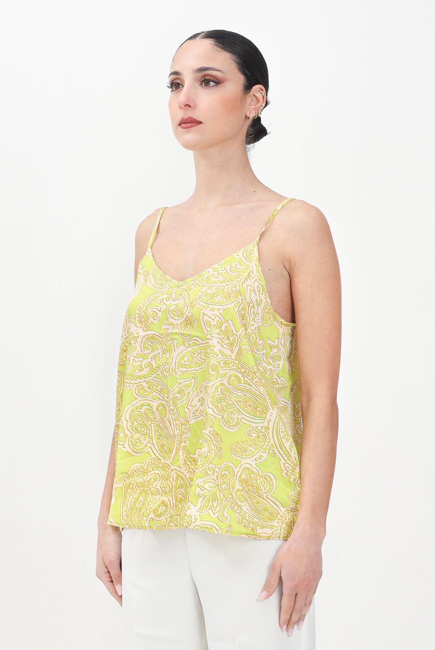 ONLY Top in raso verde da donna con motivo paisley 15339994 AppleGreen ONLY