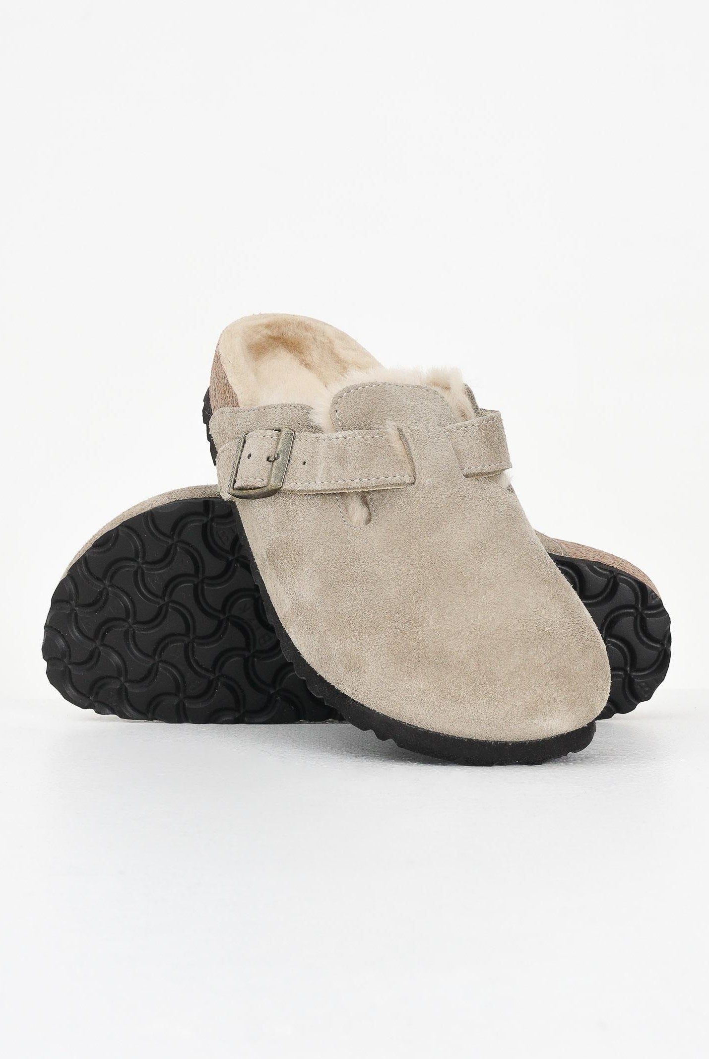BIRKENSTOCK Ciabatte Boston con pelliccia beige per uomo e donna 1028299 . BIRKENSTOCK