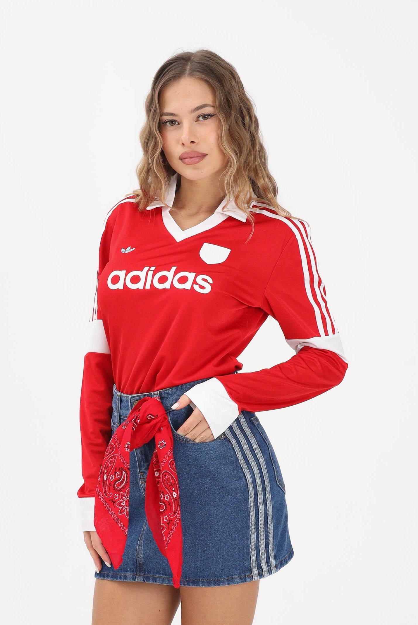 ADIDAS ORIGINALS Polo a manica lunga Graphic Football rossa da donna JW0272 . ADIDAS ORIGINALS