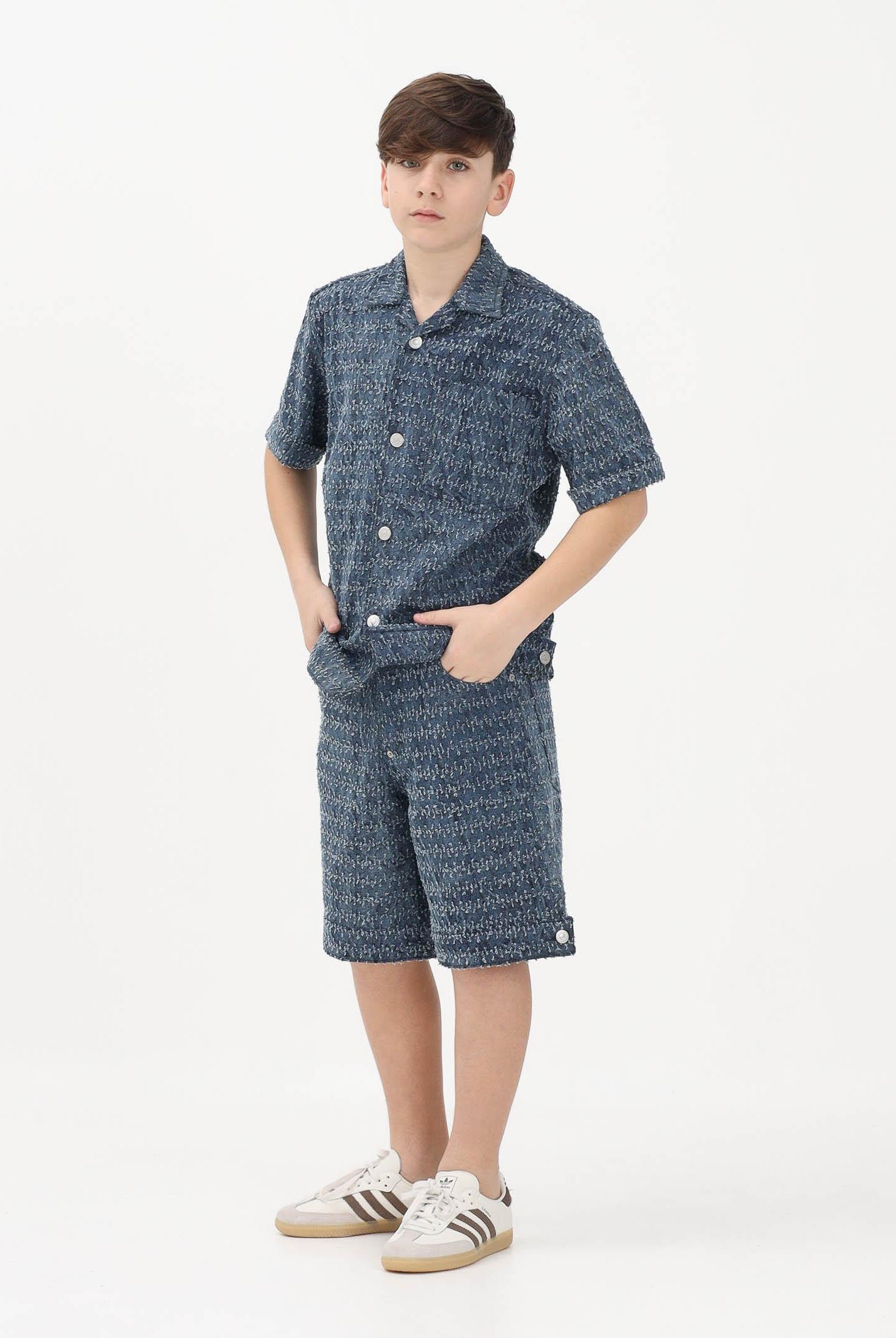 I'M BRIAN Shorts in denim medio da bambino realizzati con particolare lavorazione testurizzata KIMJ926 0028 I'M BRIAN