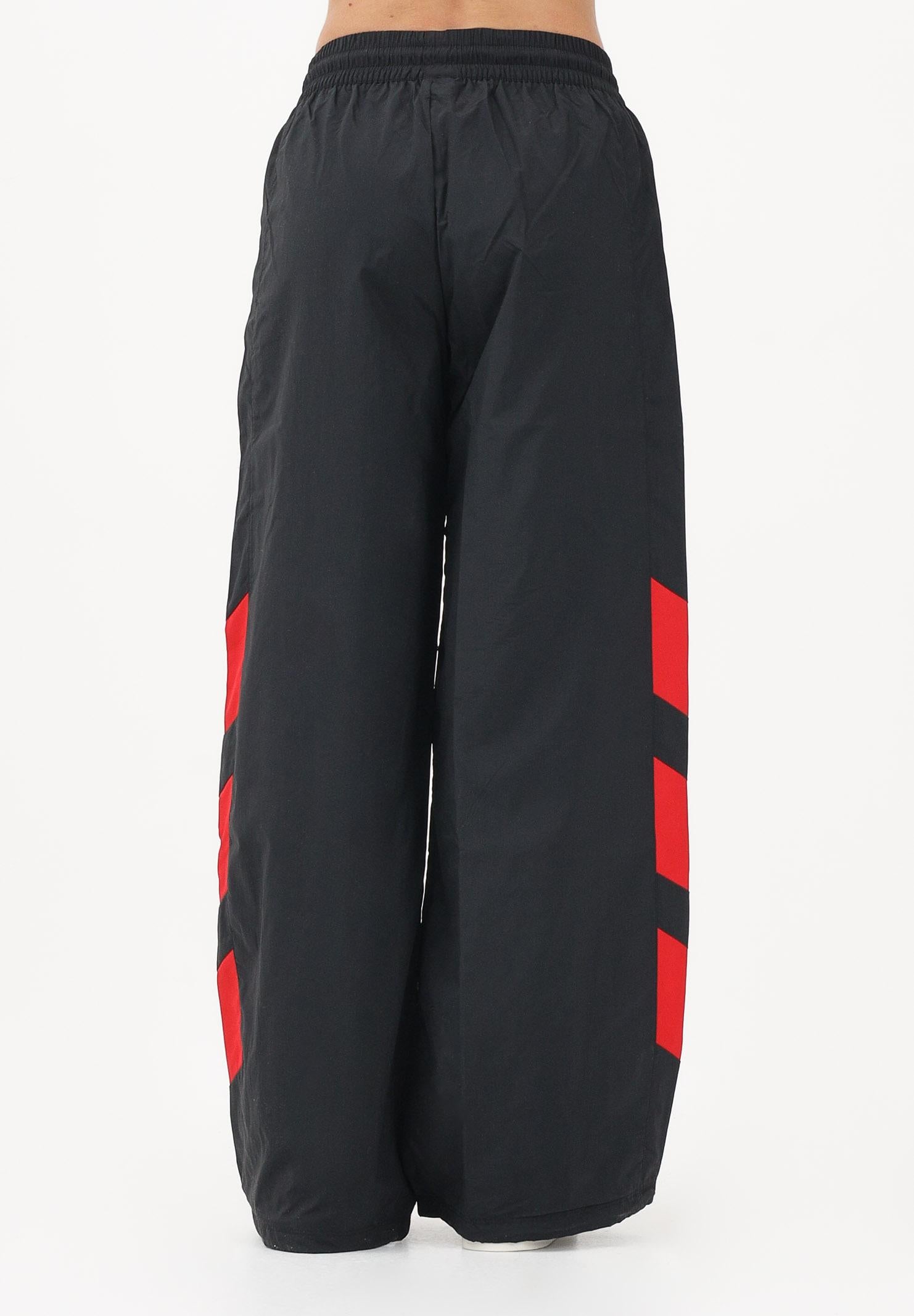 ADIDAS ORIGINALS Pantalone sportivo Blocked Washed nero e rosso da donna KE5037 . ADIDAS ORIGINALS