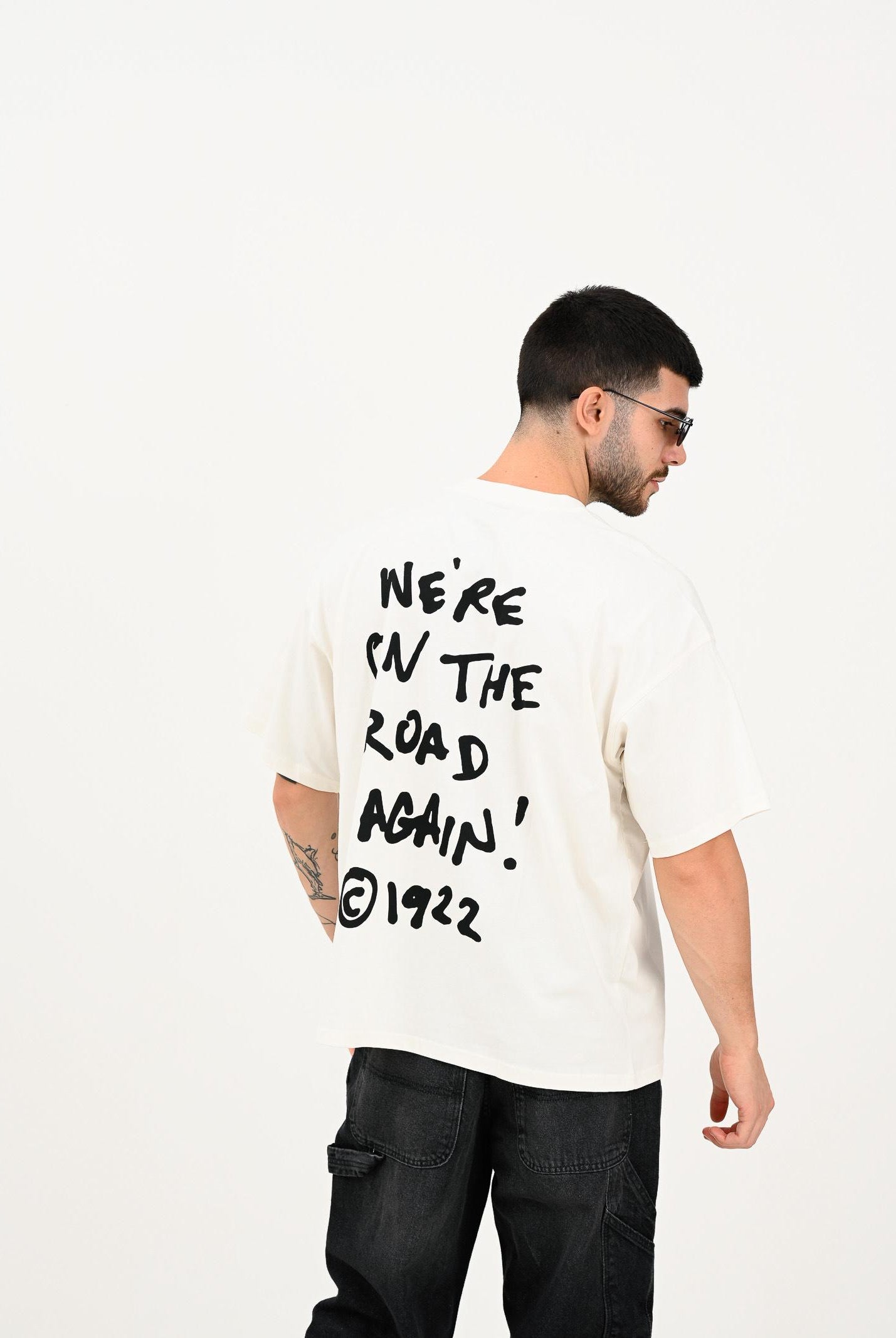 DICKIES SNEEDVILLE t-shirt a maniche corte panna da uomo con stampa graffito sul petto e sul retro DK0A87QOC481 DIckies