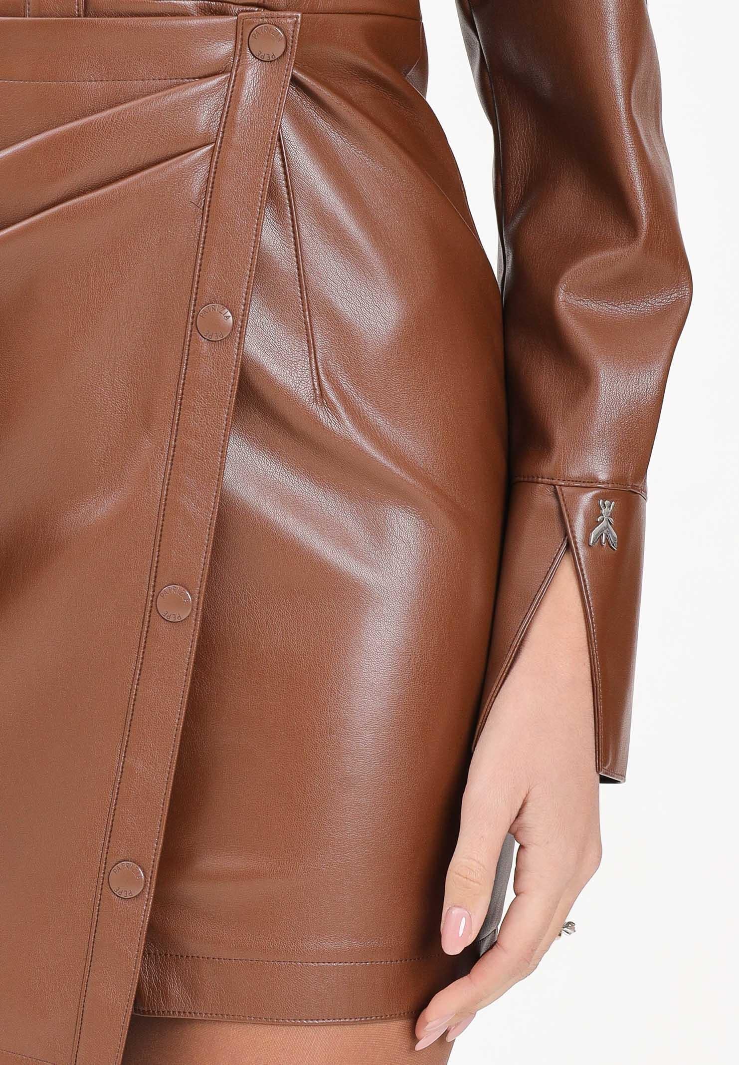 PATRIZIA PEPE Abito corto marrone da donna in tessuto spalmato 8A1508E005 B834 PATRIZIA PEPE