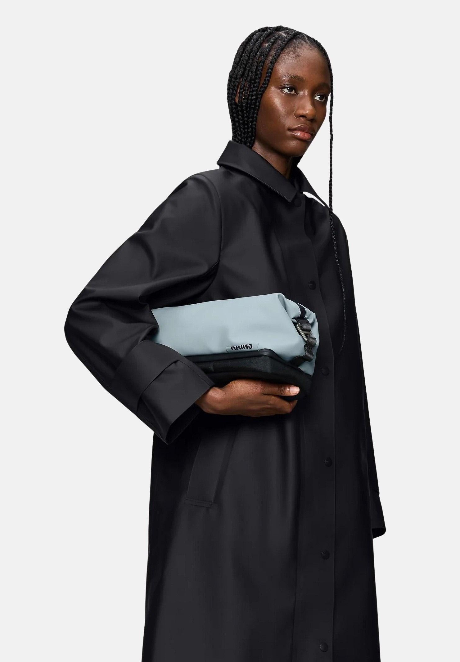 RAINS Pochette Otaru azzurra per uomo e donna RA12290 PO RAINS