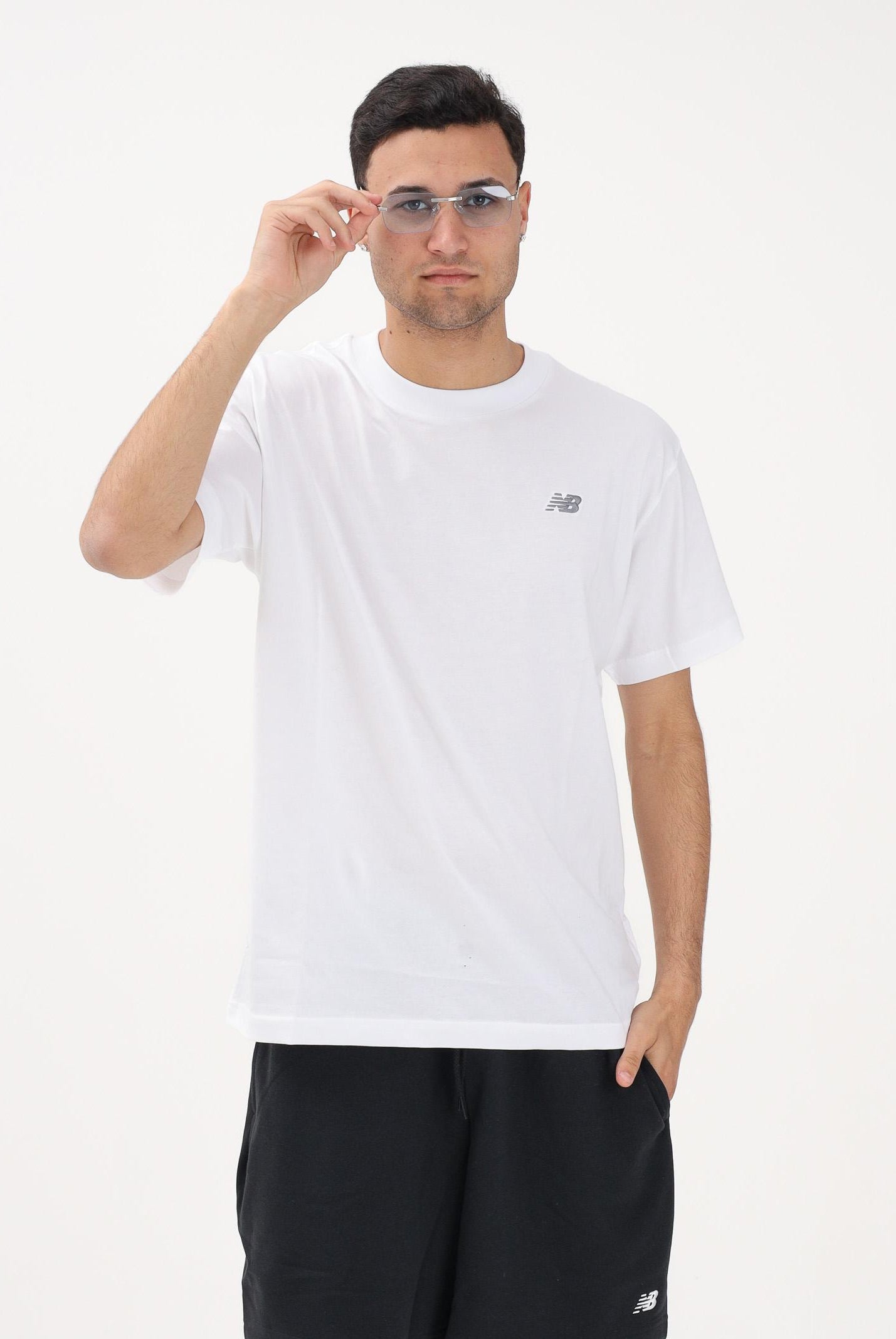 NEW BALANCE T-shirt a manica corta Sport Essentials bianca per uomo e donna MT41509WT . NEW BALANCE