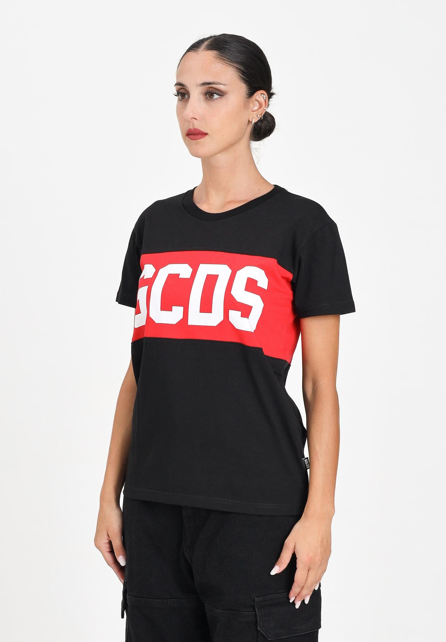 GCDS T-shirt a manica corta nera per donna, ragazzi e bambini con fascia rossa logata B2JU2329JF1 99 GCDS