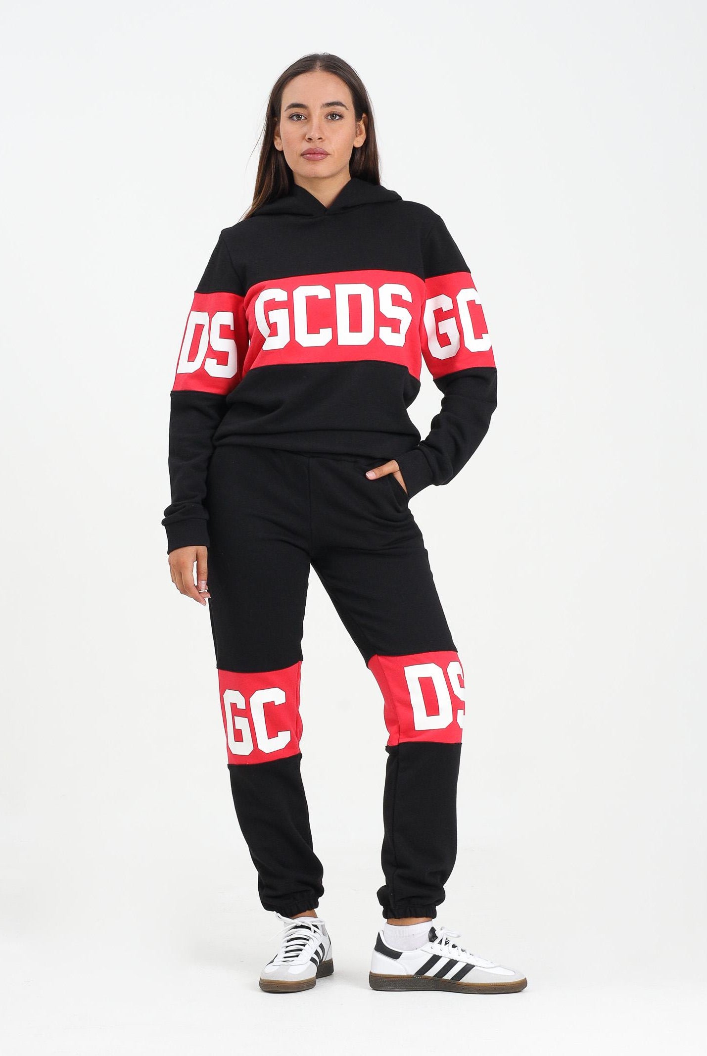 GCDS Pantalone sportivo nero per donna, ragazzi e bambini con fascia a contrasto e logo B2JU3017BA2 99 GCDS