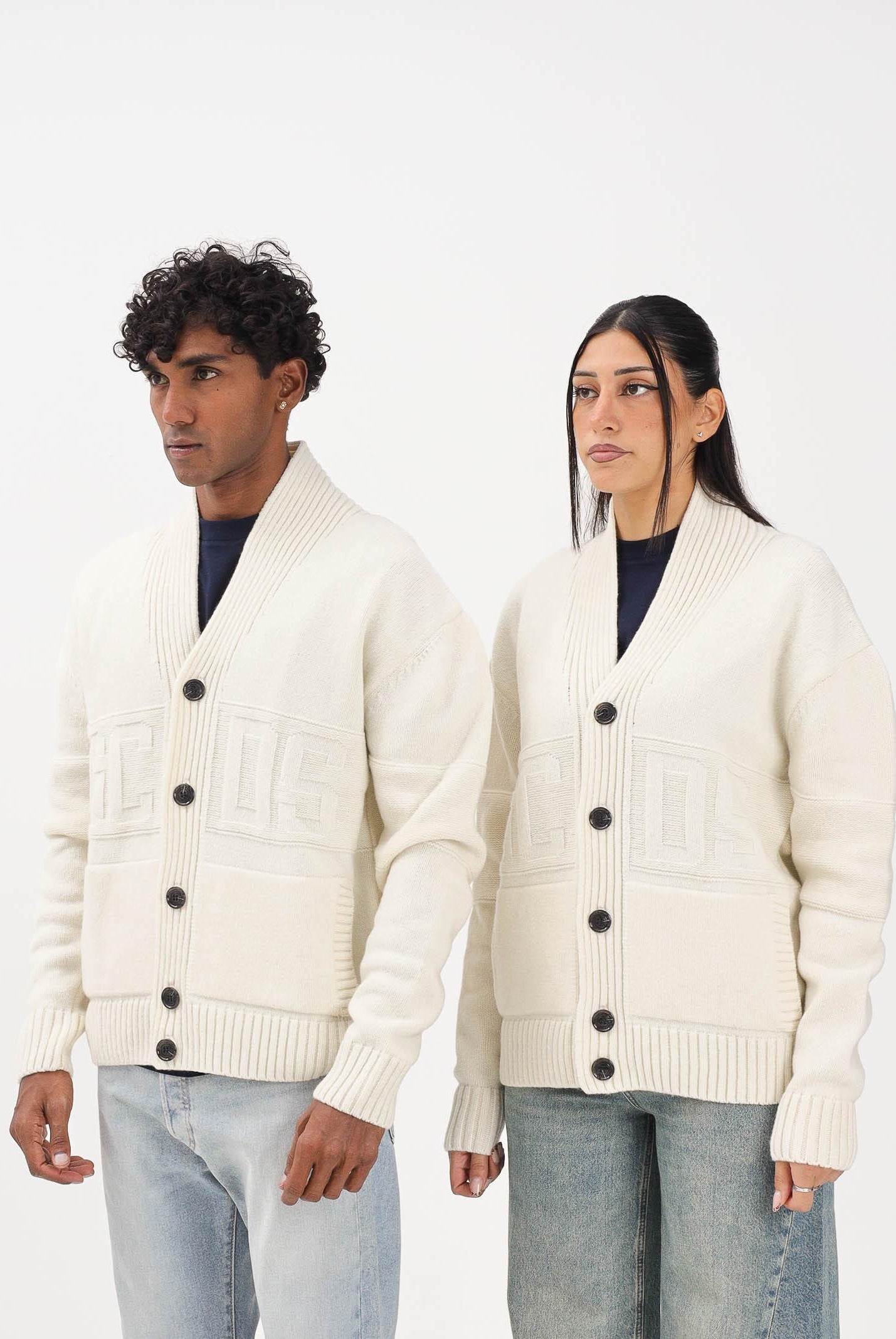 GCDS Cardigan panna per uomo e donna con logo B2CM1804KI8 15 GCDS