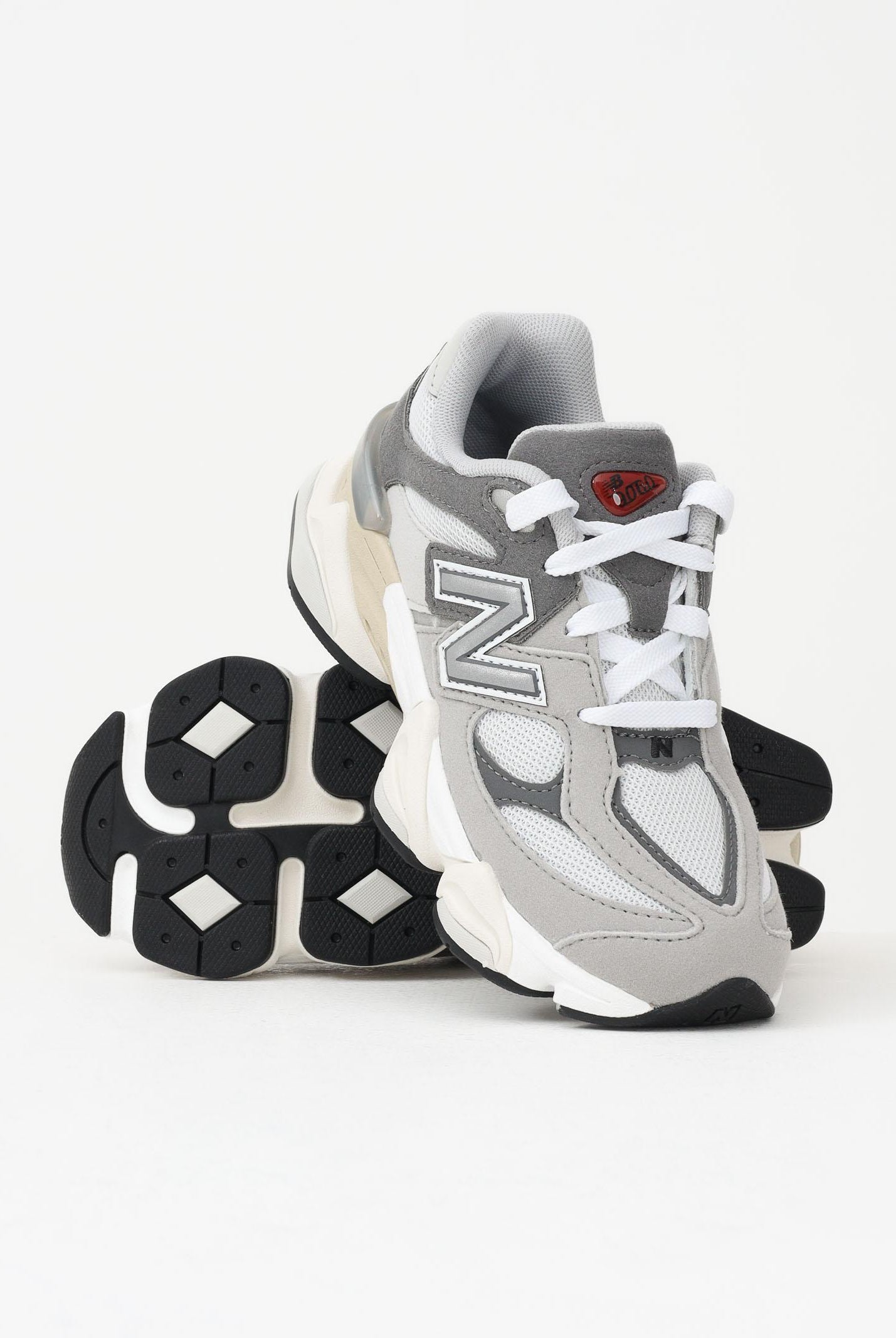 NEW BALANCE Sneakers 9060 Lace grigie per bambino e bambina PC9060GY . NEW BALANCE