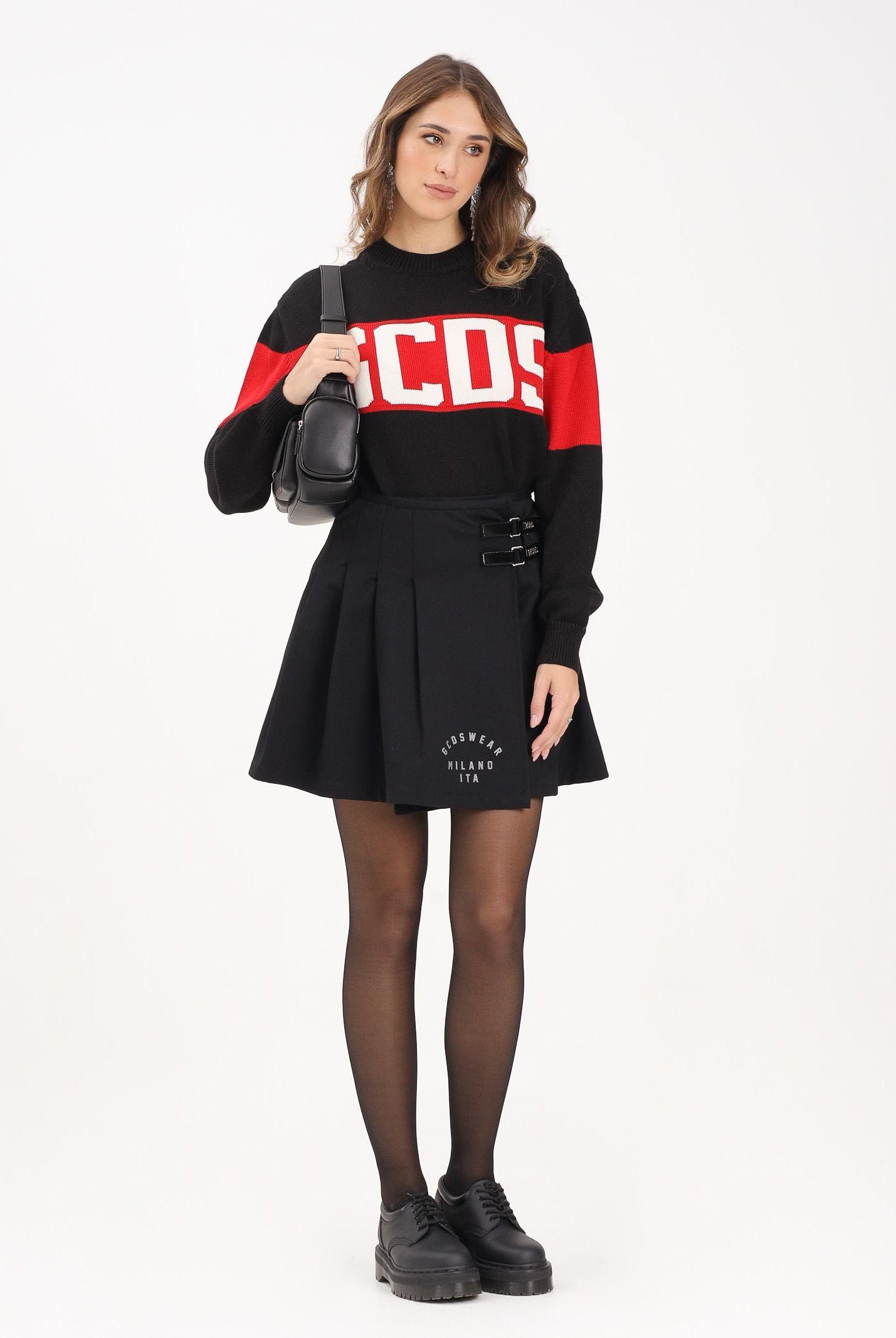 GCDS Gonna corta nera da donna dallo stile college B2CW3206KJ7 99 GCDS