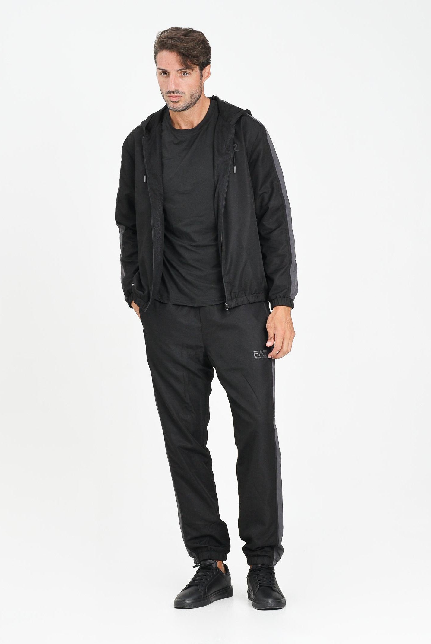 EA7 Tuta nera da uomo con logo e bande a contrasto 7M000643AF16072 UC001 EA7