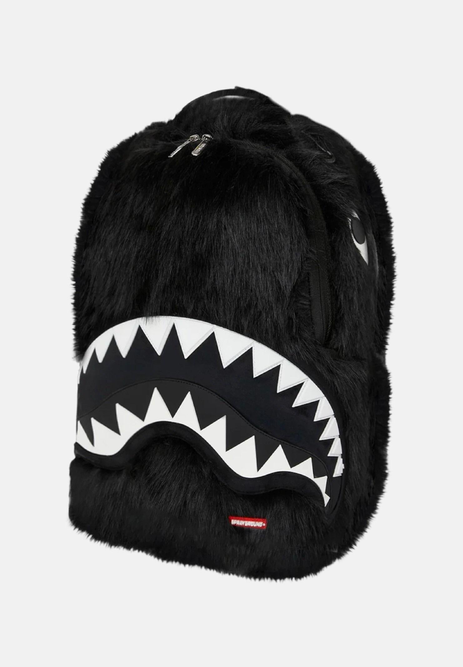 910B8203NSZ . SPRAYGROUND