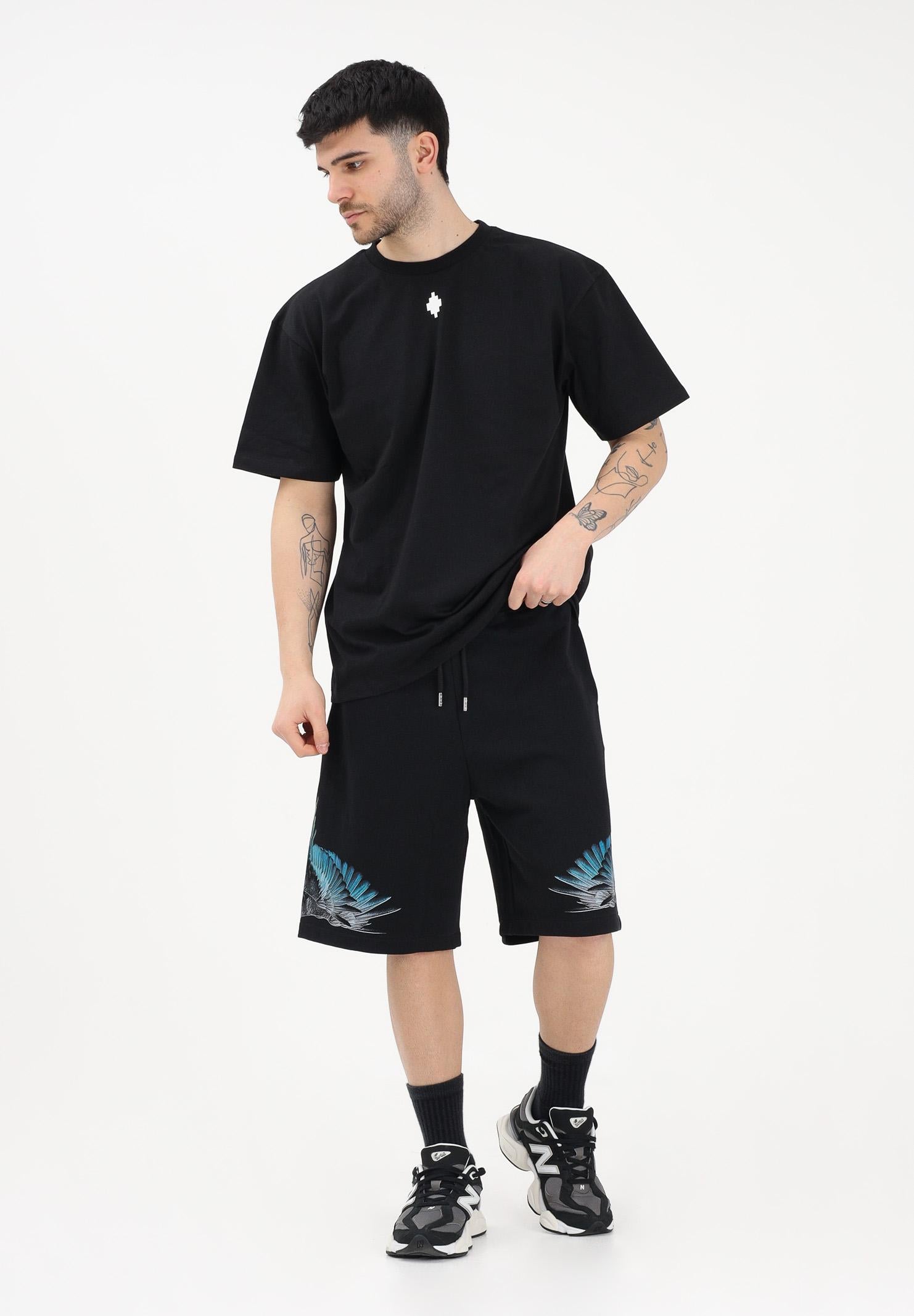 MARCELO BURLON COUNTY OF MILAN Shorts sportivo nero da uomo con stampa S6CMMABE026 110 MARCELO BURLON COUNTY OF MILAN